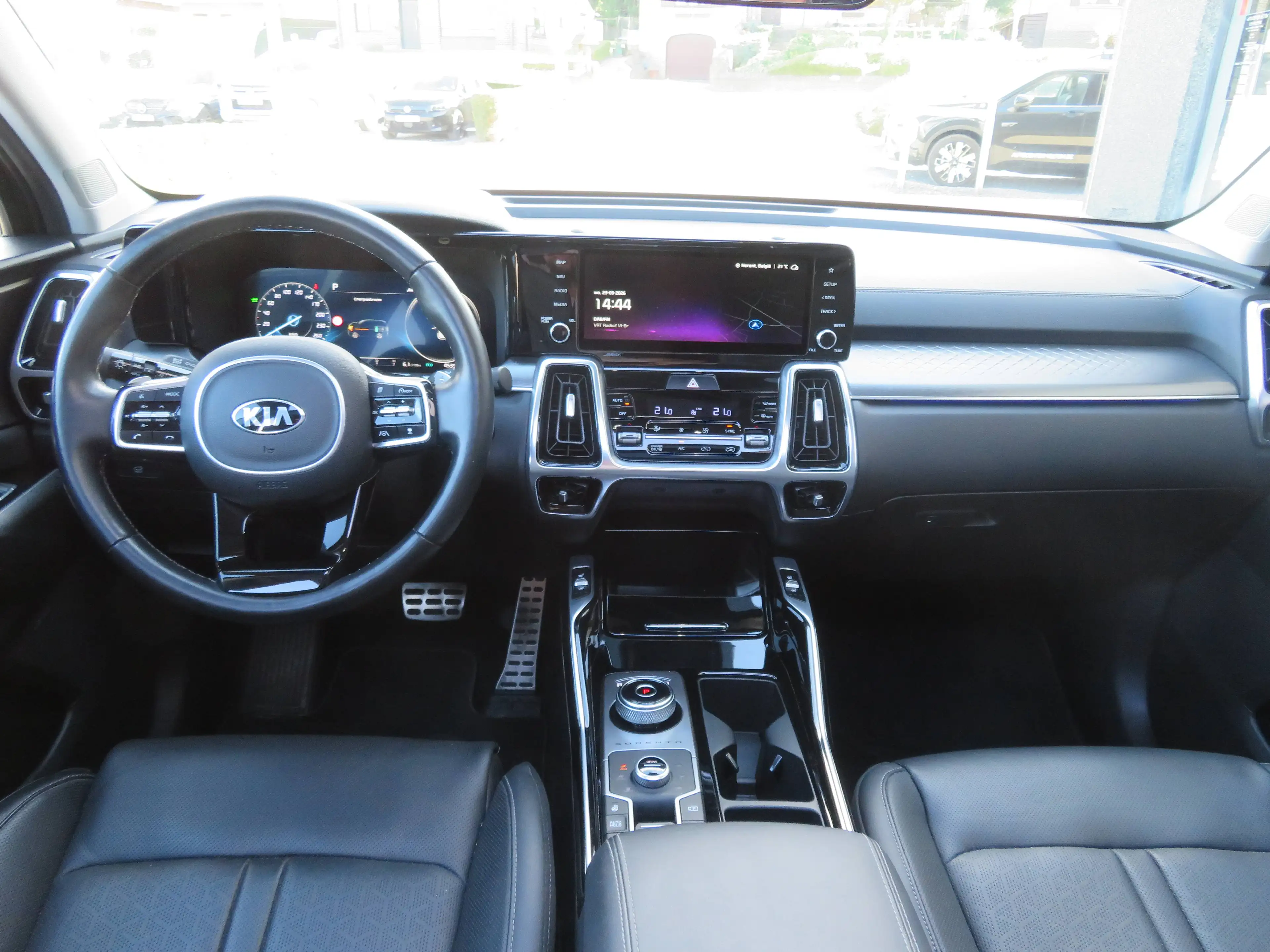 Kia Sorento Sorento HEV 1.6 TGI AWD Sense — photo 6