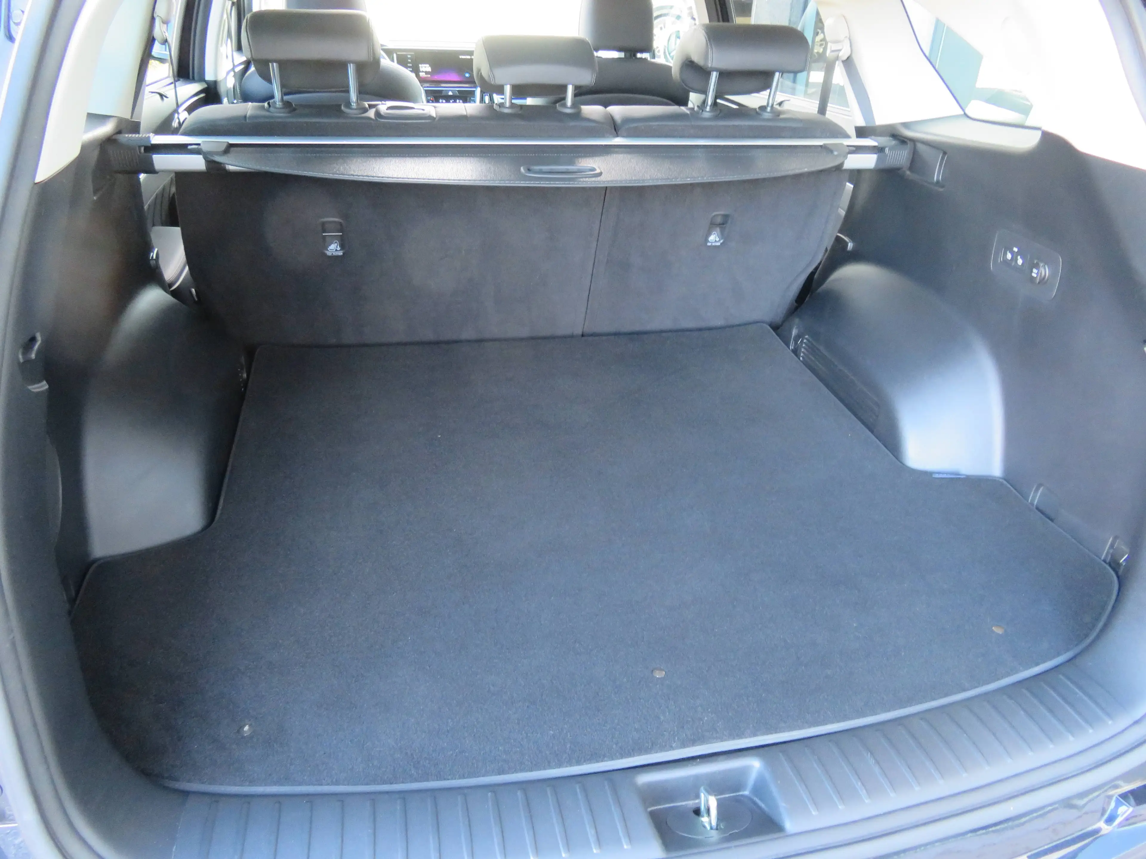 Kia Sorento Sorento HEV 1.6 TGI AWD Sense — photo 33