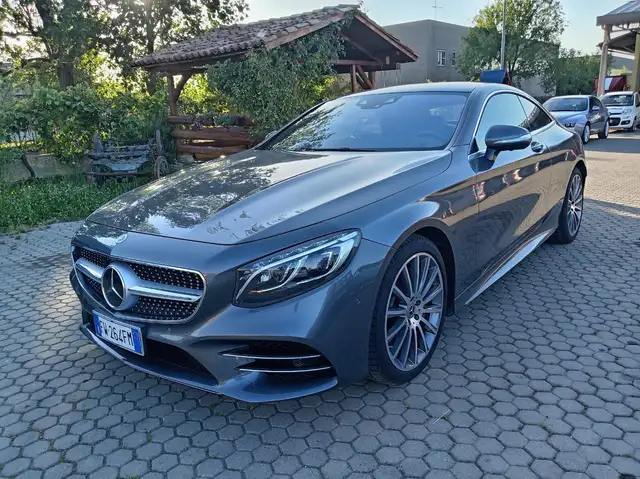 Mercedes-Benz S 560 V8 Premium Plus 4Matic 9G-Tronic Coupe