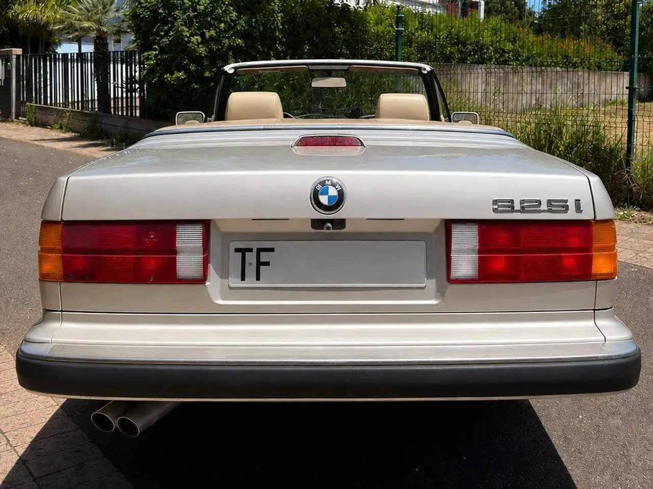 BMW 325i Cabriolet Aut., foto 5