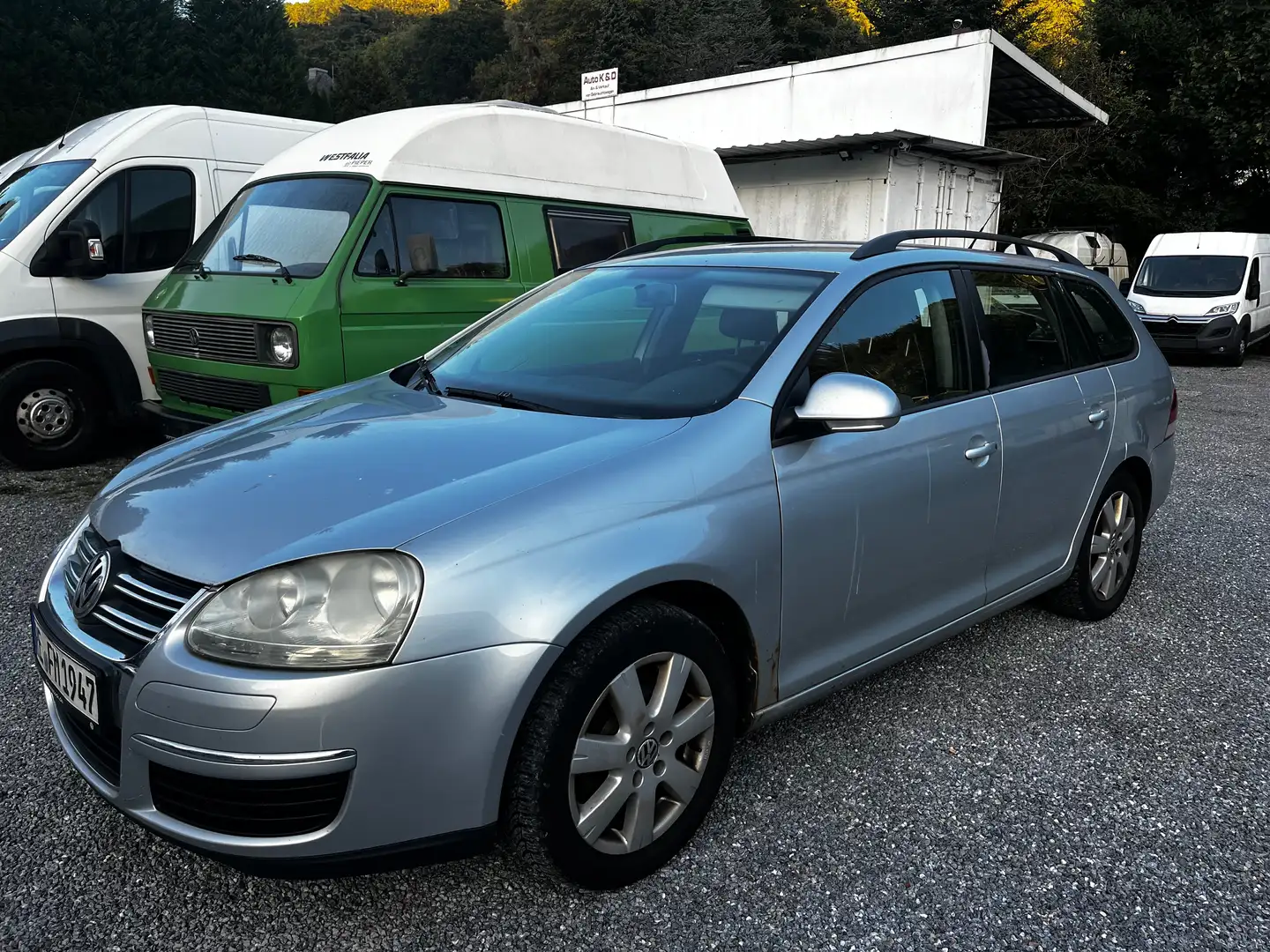Volkswagen Golf Variant Trendline nur lange Strecke gefahren Grau - 1