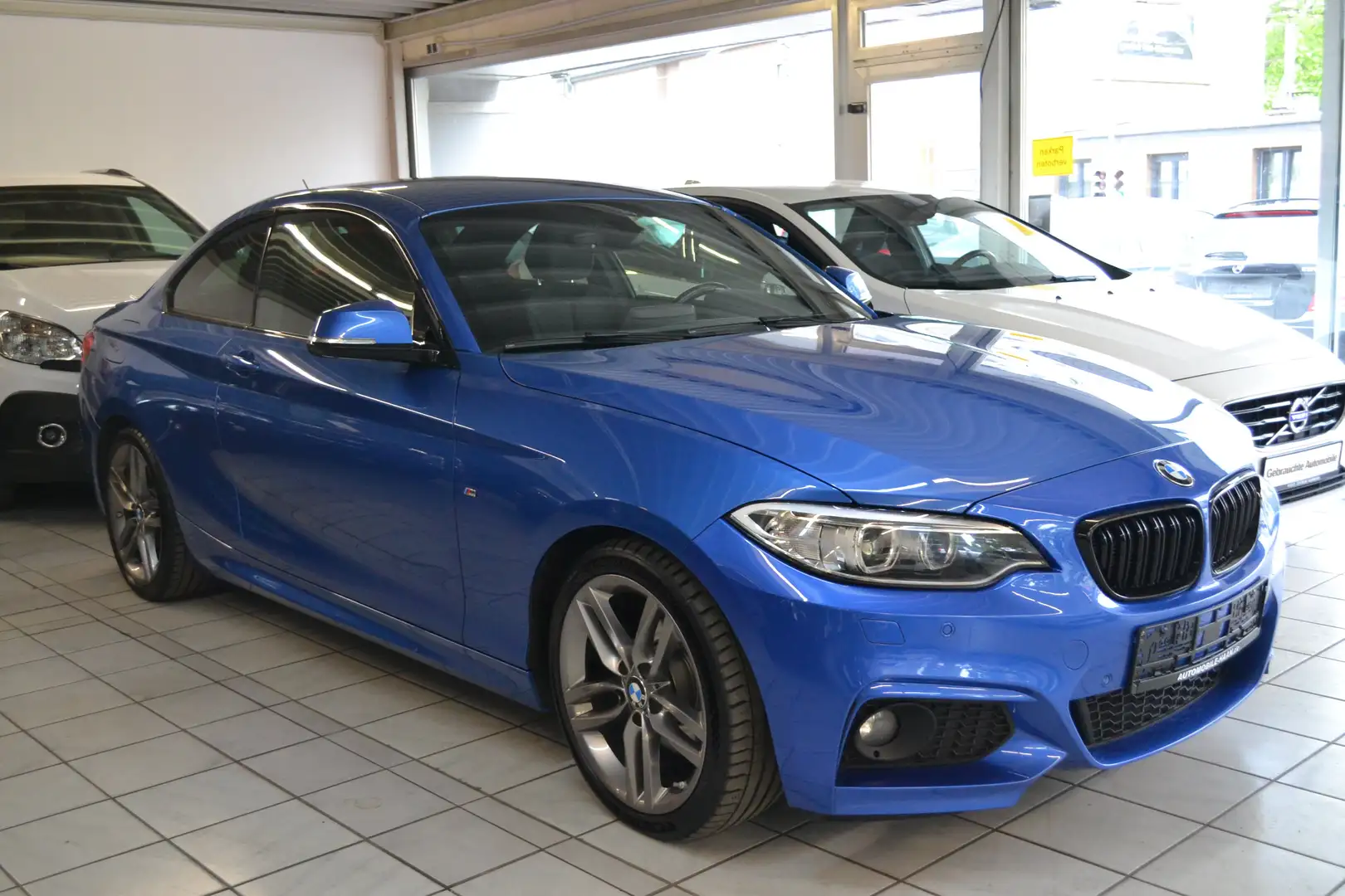 BMW 220 D Coupe M-SPORTPAKET *BI-XENON*HARMAN/KARDON*AL Blauw - 2