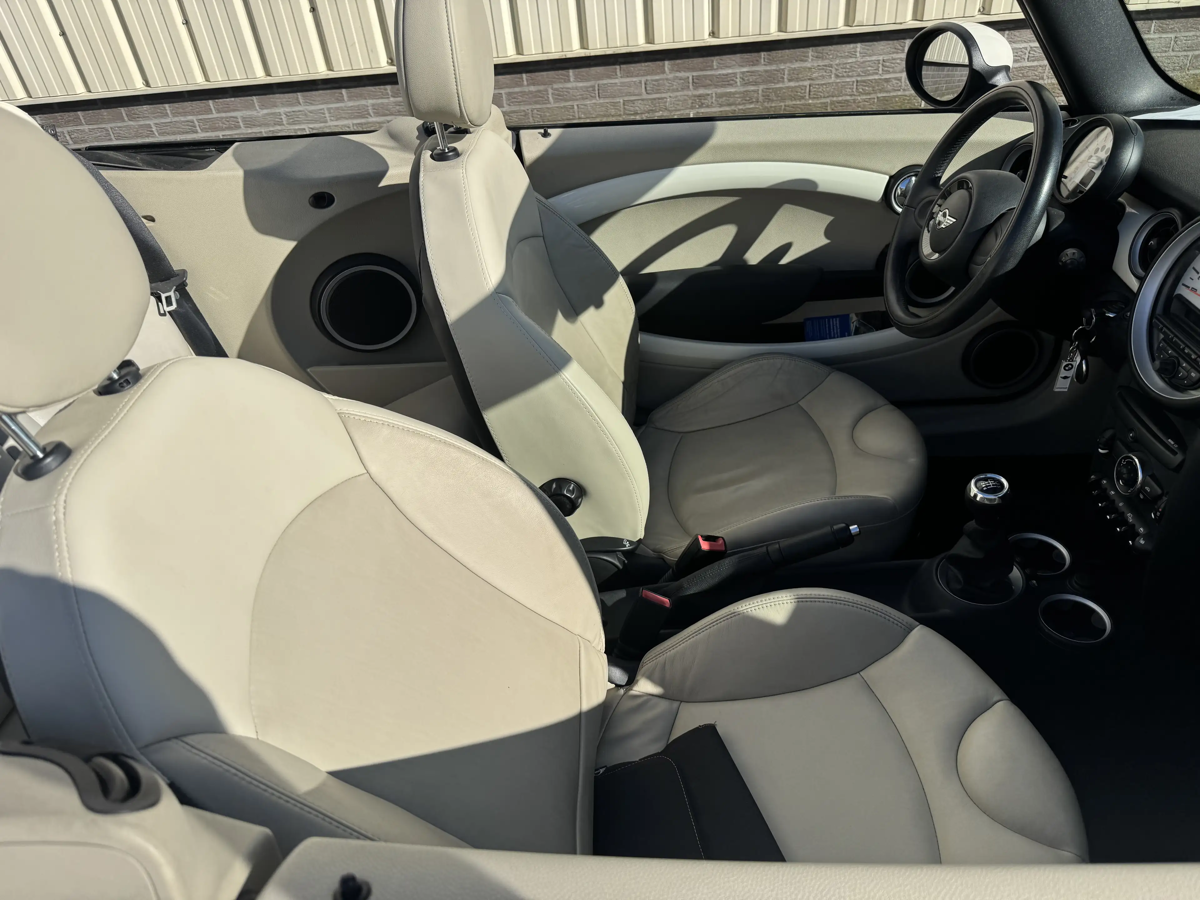 MINI One Cabrio Mini Cabriolet 1.6i One 43140 Km Carnet — photo 10
