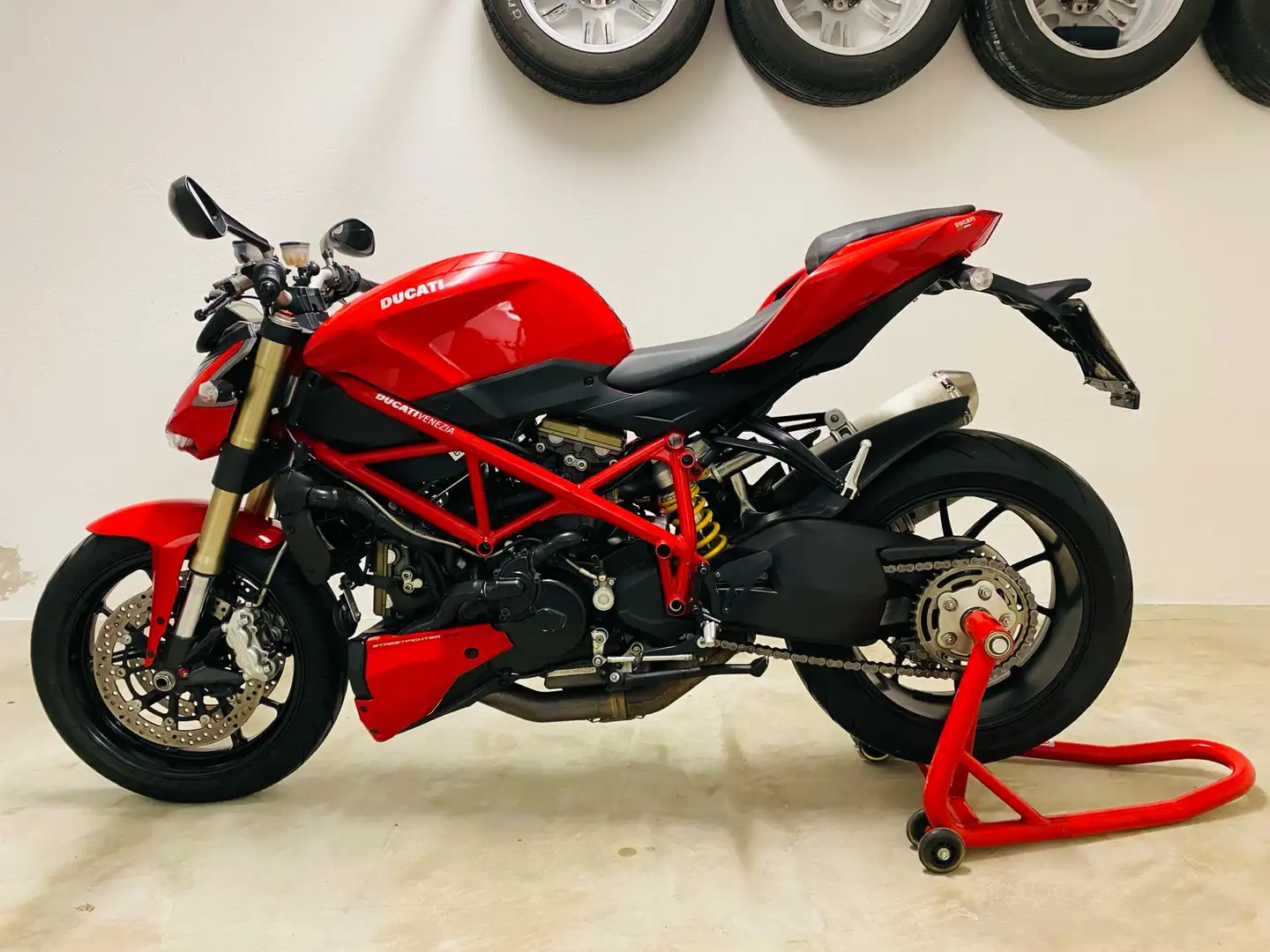 Ducati Streetfighter 848 Red - 2