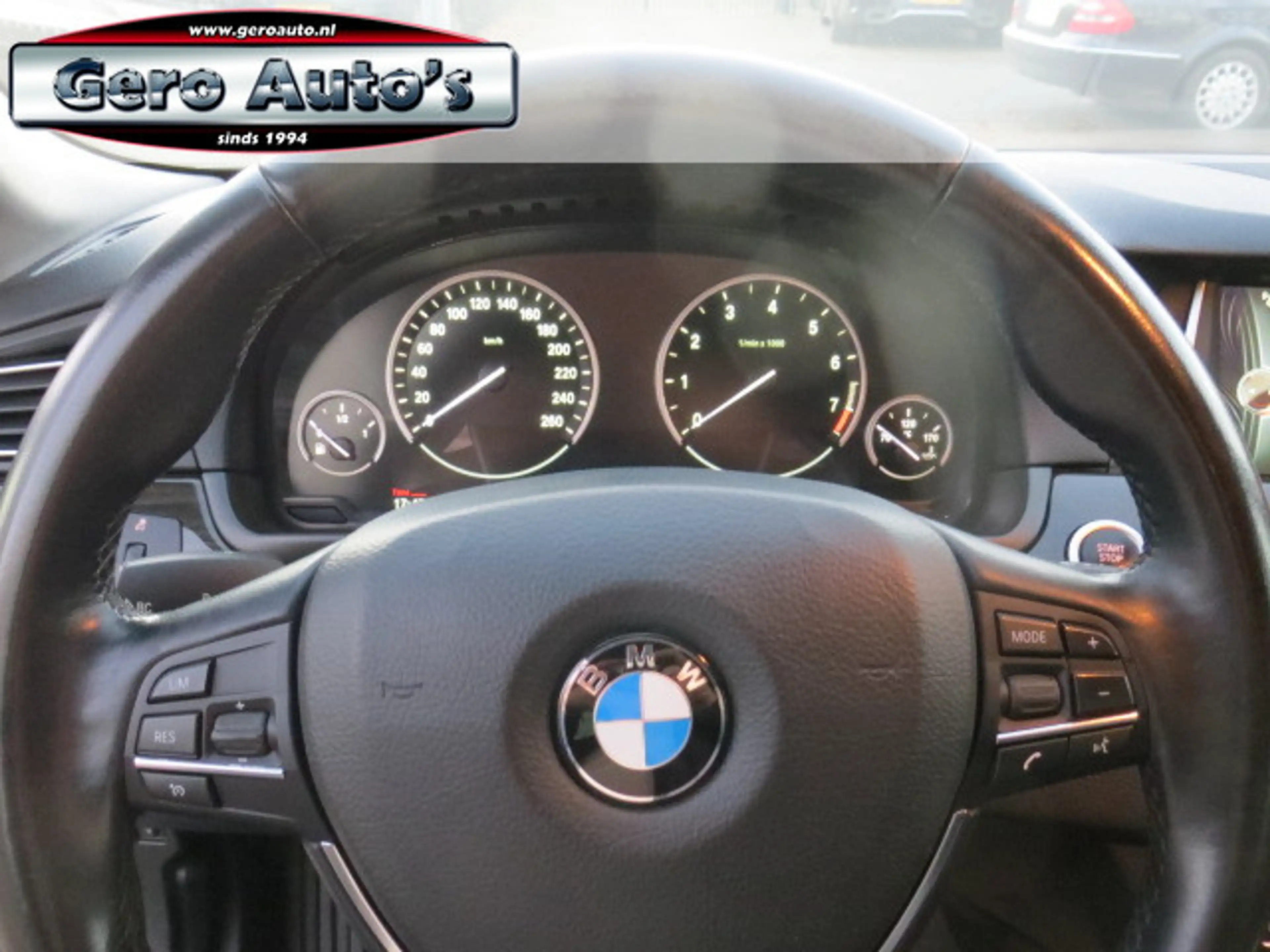 BMW 528 5-serie Touring 528i Luxury Edition nl-auto leder — photo 12