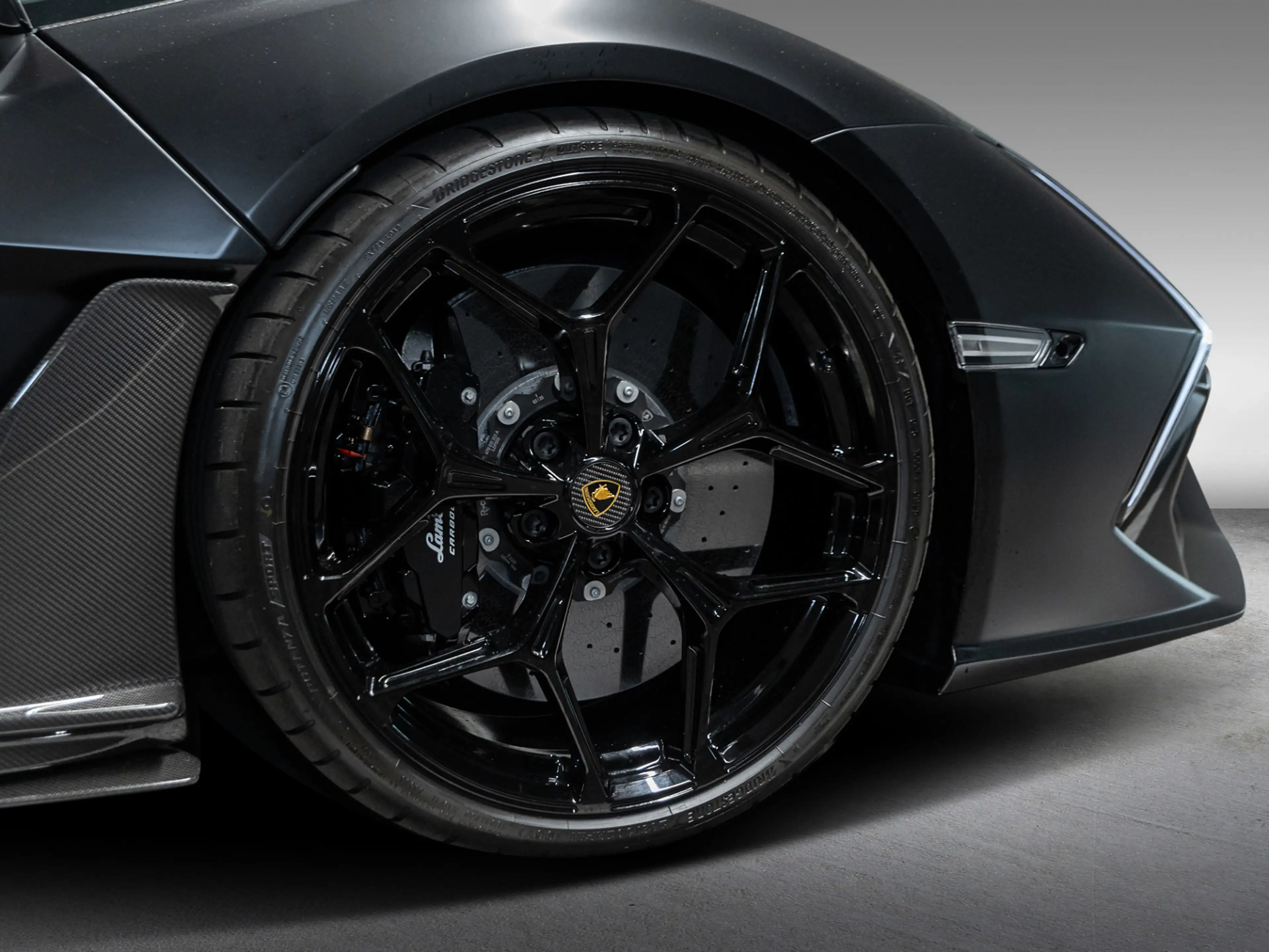 Lamborghini Revuelto Revuelto MY2025 — photo 9