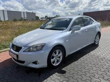 250 V6