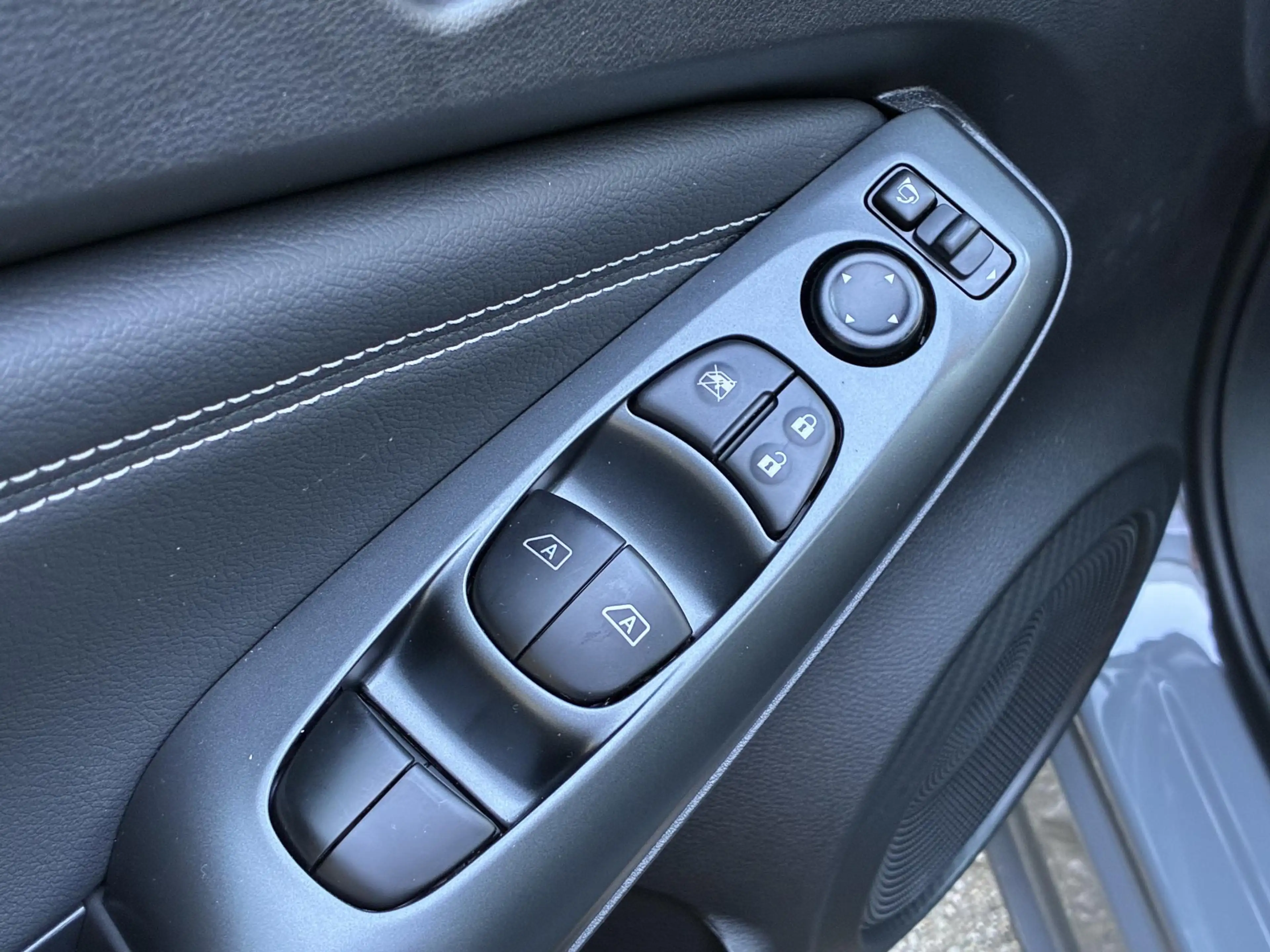 Nissan Juke 1.6 Hybrid N-Connecta NIEUW UIT VOORRAAD LEVERBAAR — photo 17
