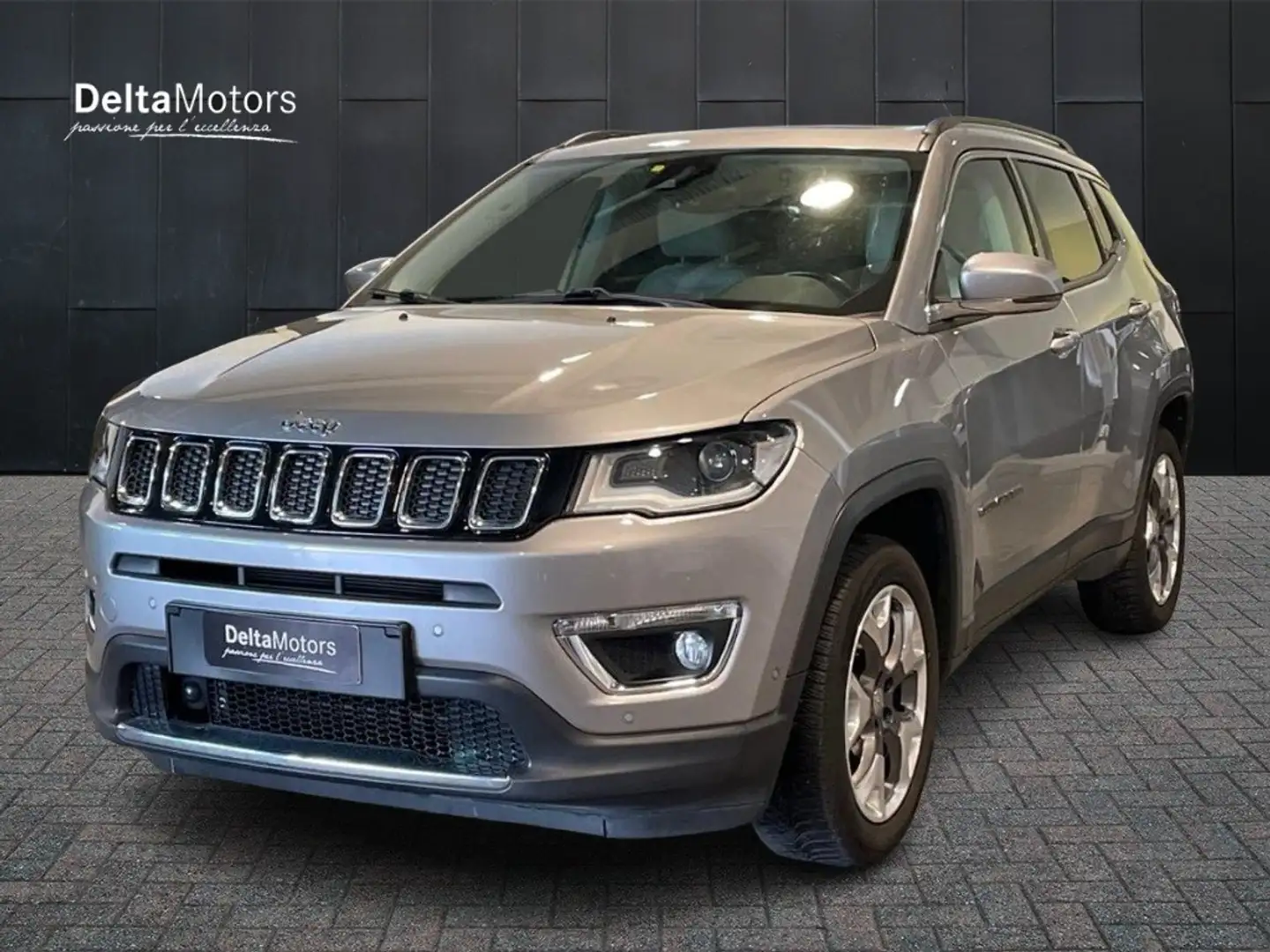Jeep Compass 2ª serie - Compass 2.0 Multijet II aut. 4WD Limite Grijs - 1