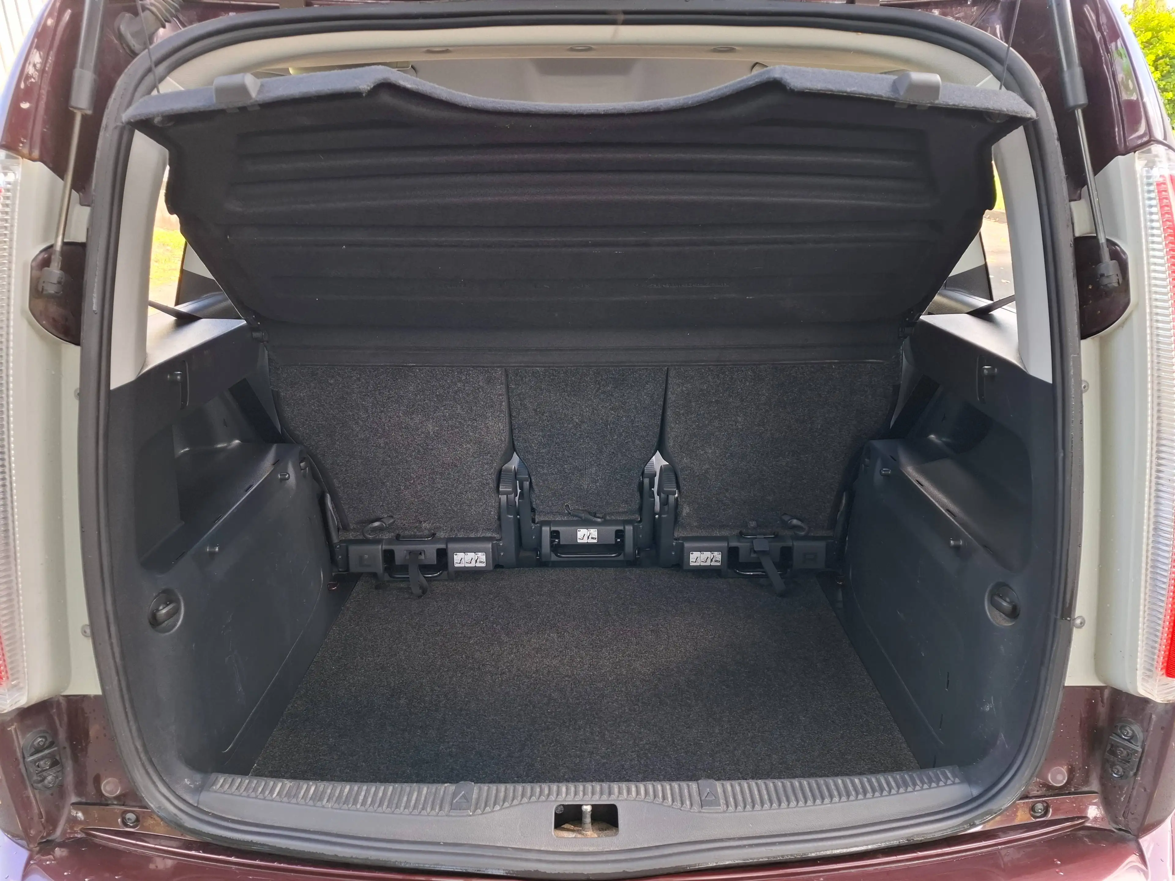 Skoda Roomster Active Plus Edition 1.2 TSI TÜV 08/2028 **Garantie** — photo 11