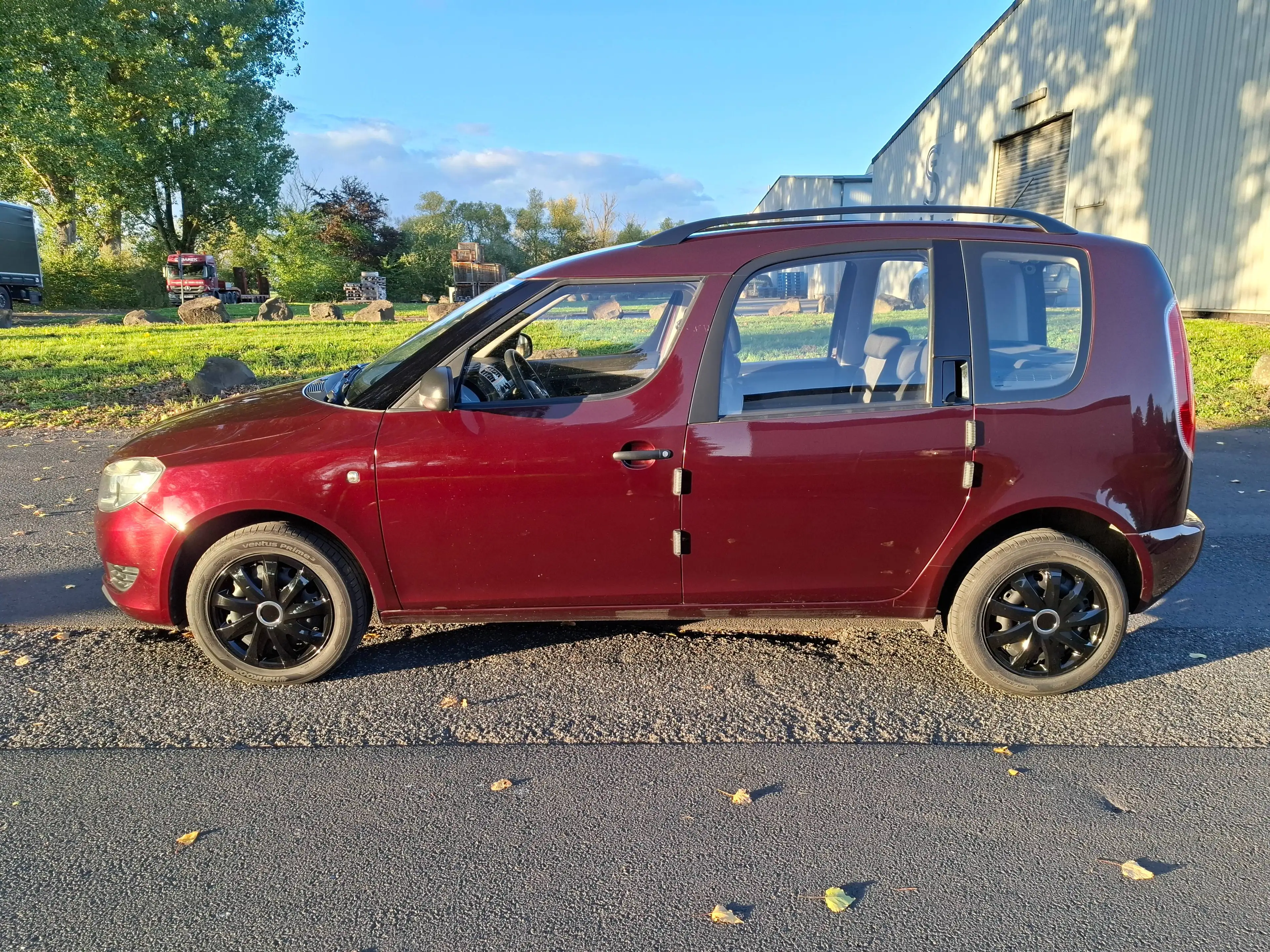 Skoda Roomster Active Plus Edition 1.2 TSI TÜV 08/2028 **Garantie** — photo 3