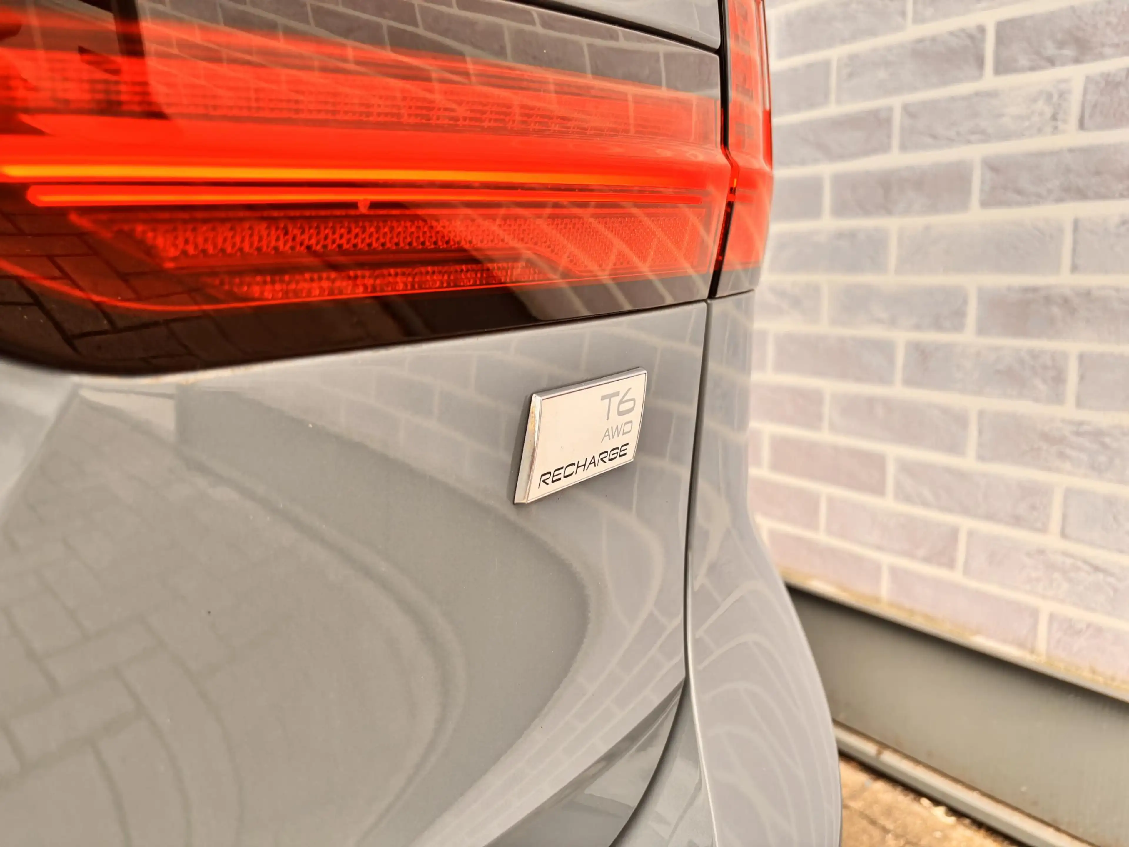 Volvo V90 2.0 T6 Plug-in Hybrid AWD Plus Dark | PHEV Long Ra — photo 13