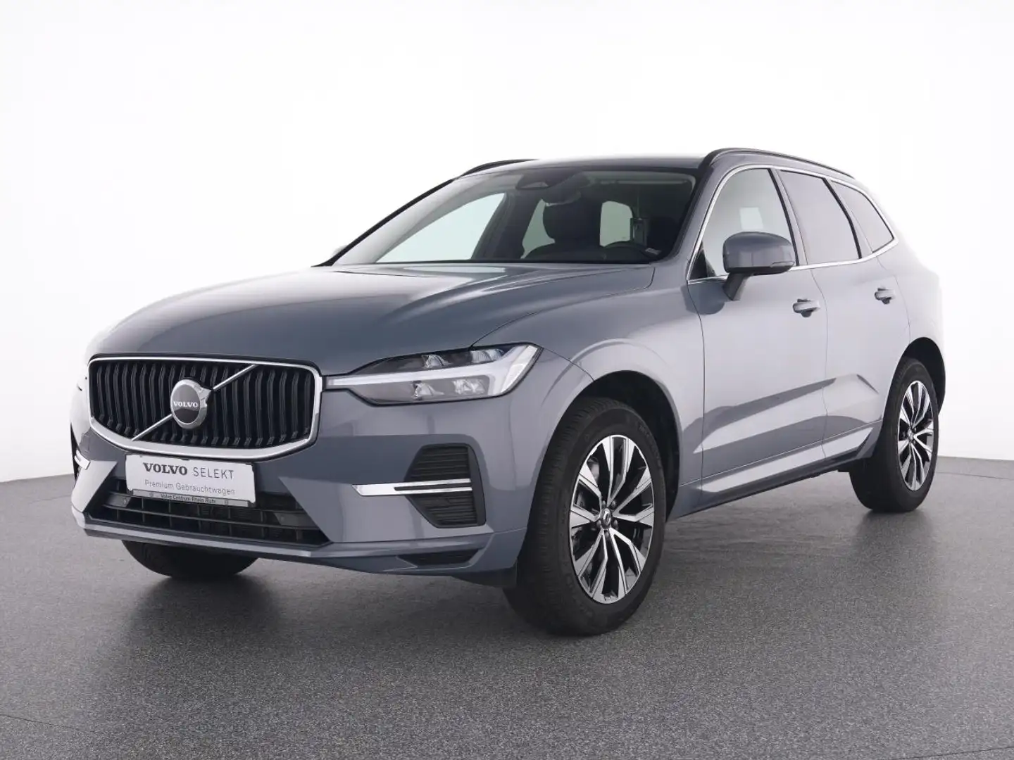 Volvo XC60 B4 Core +WINTER PAKET+STHZG+SHZ-HINTEN+PAP Grau - 2