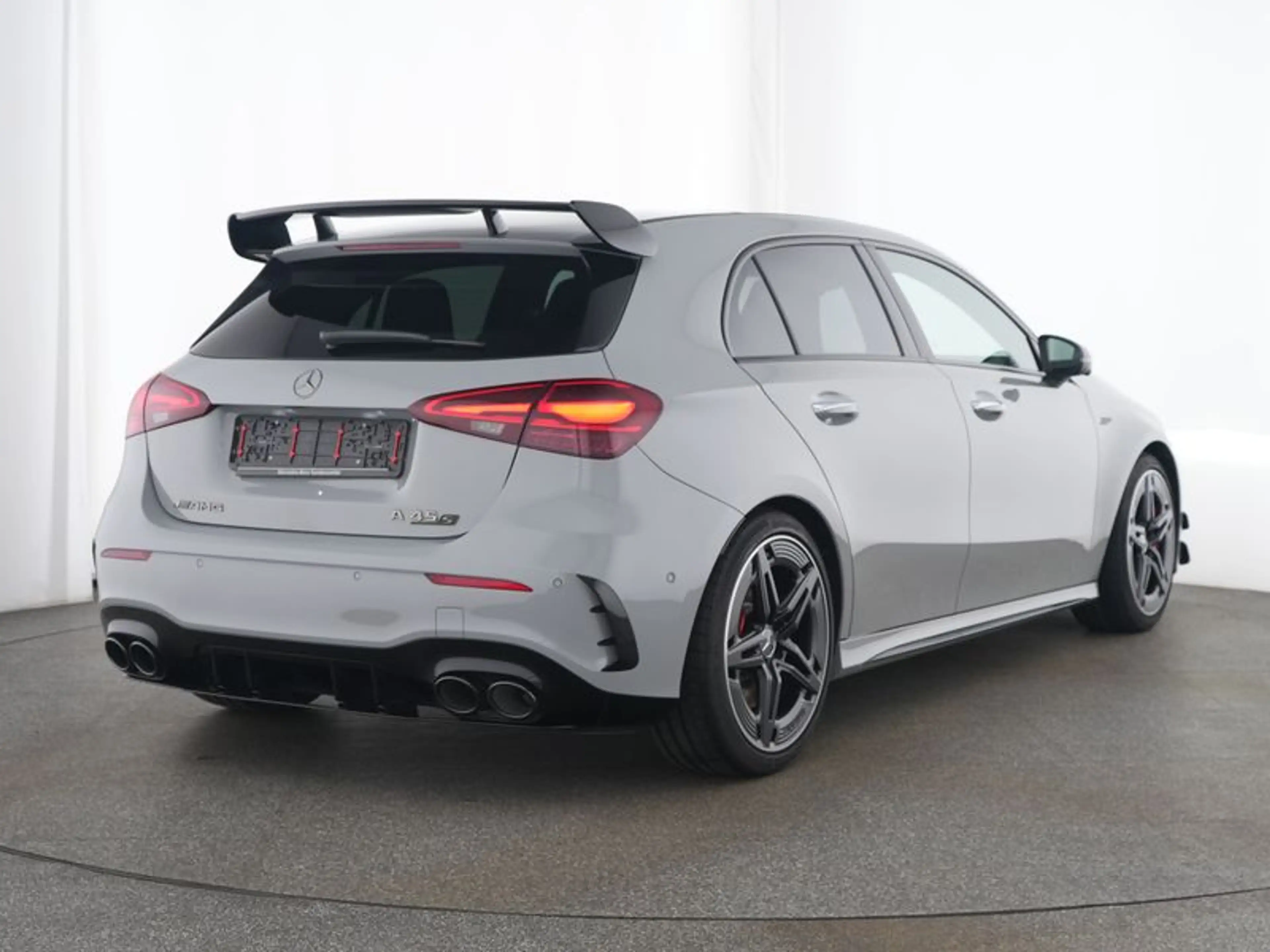 Mercedes-Benz A 45 AMG S 4M+ Aero/Design+/MLB/HUD/Perf.Sound — photo 4