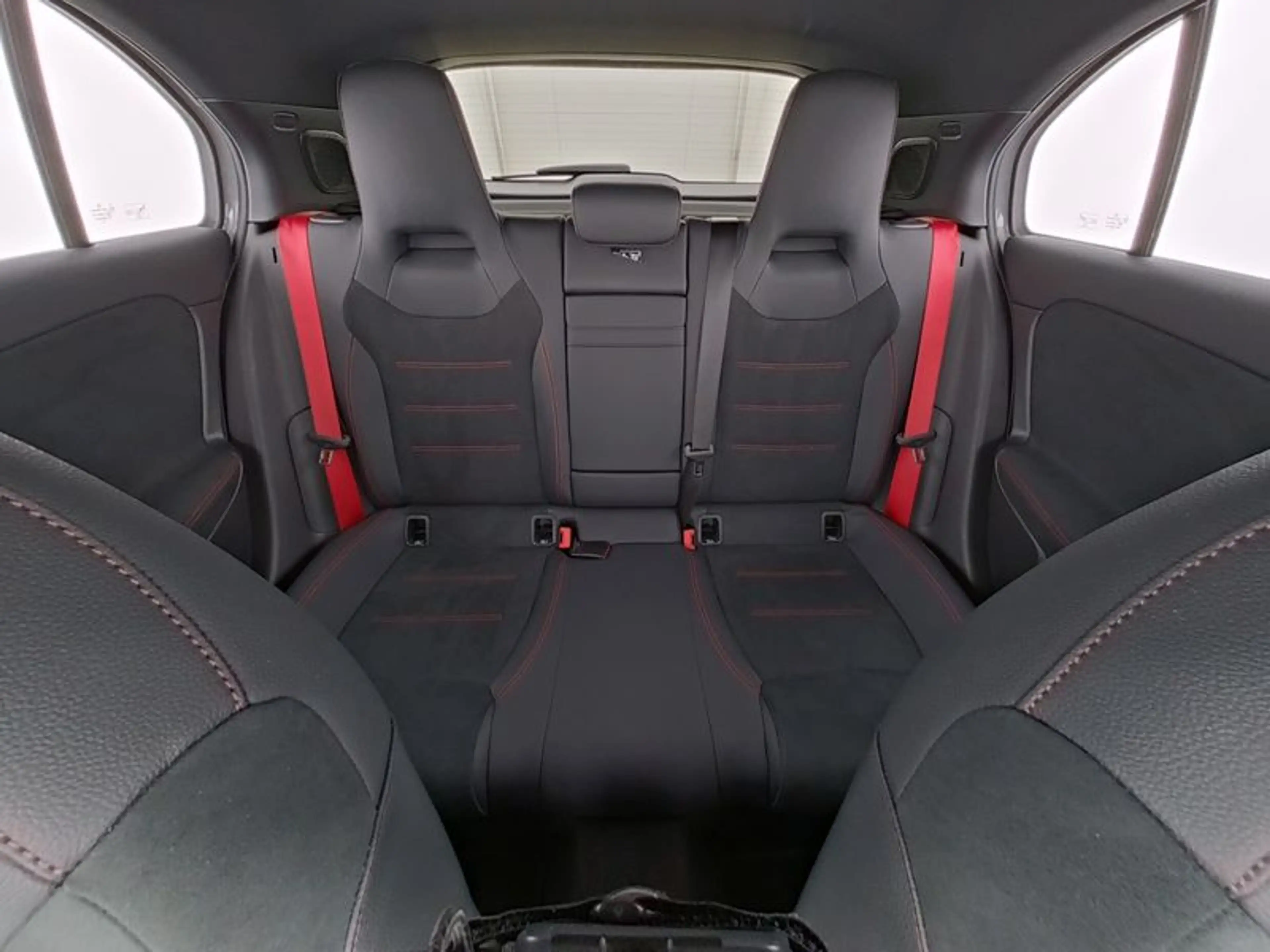Mercedes-Benz A 45 AMG S 4M+ Aero/Design+/MLB/HUD/Perf.Sound — photo 10