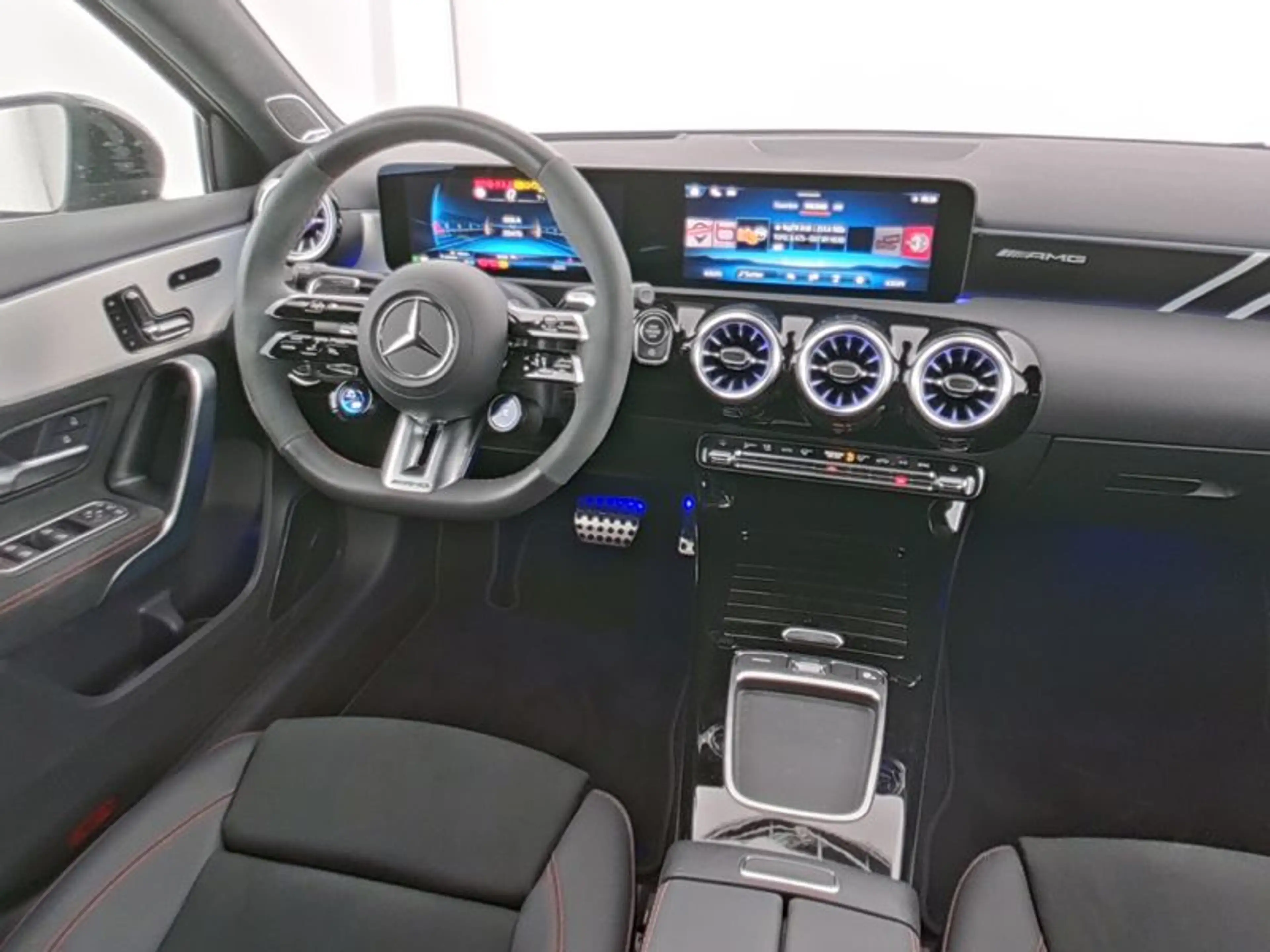 Mercedes-Benz A 45 AMG S 4M+ Aero/Design+/MLB/HUD/Perf.Sound — photo 7