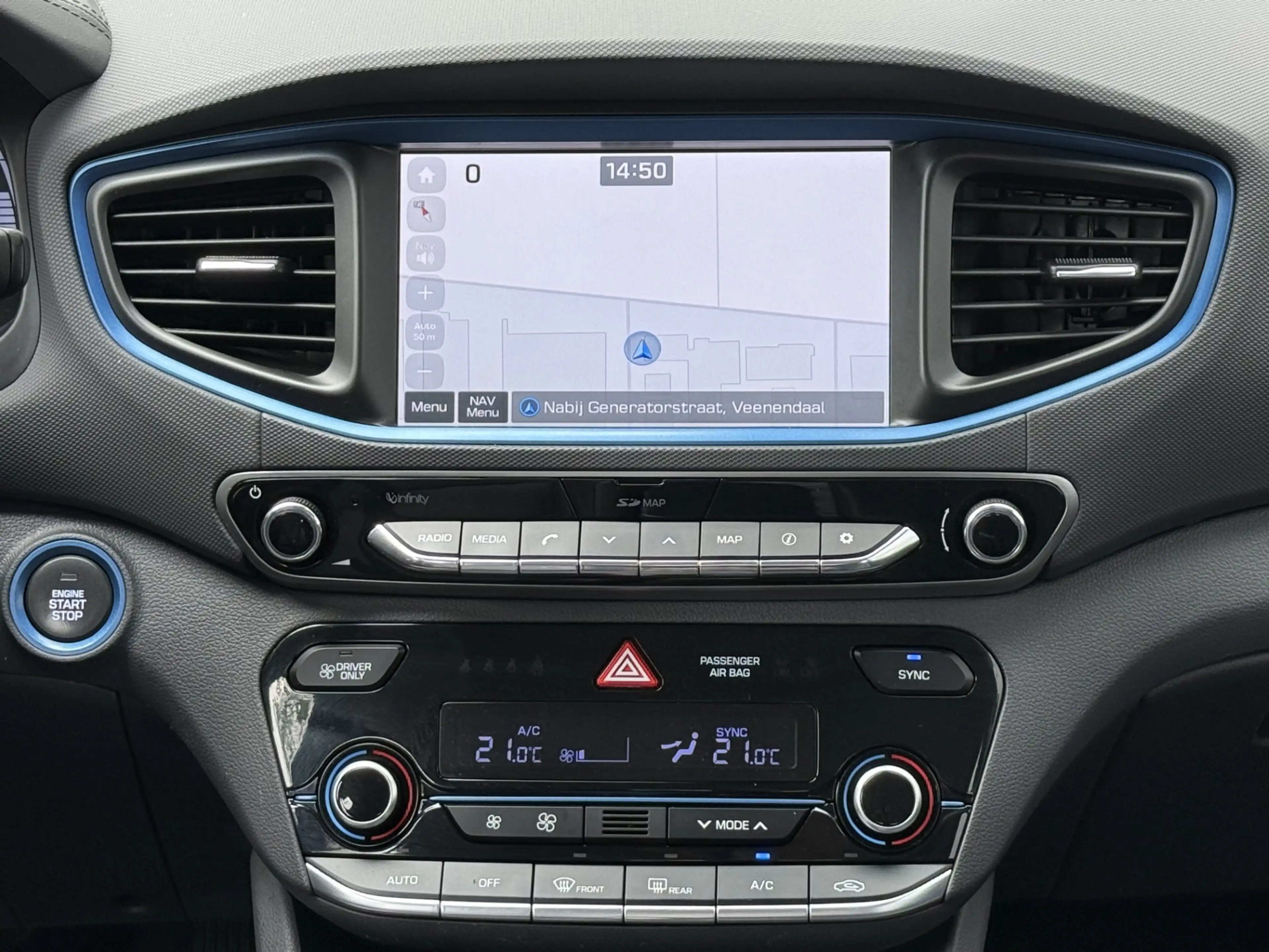 Hyundai IONIQ 1.6 GDi Premium / Leder / Schuifdak / Infinity Aud — photo 15