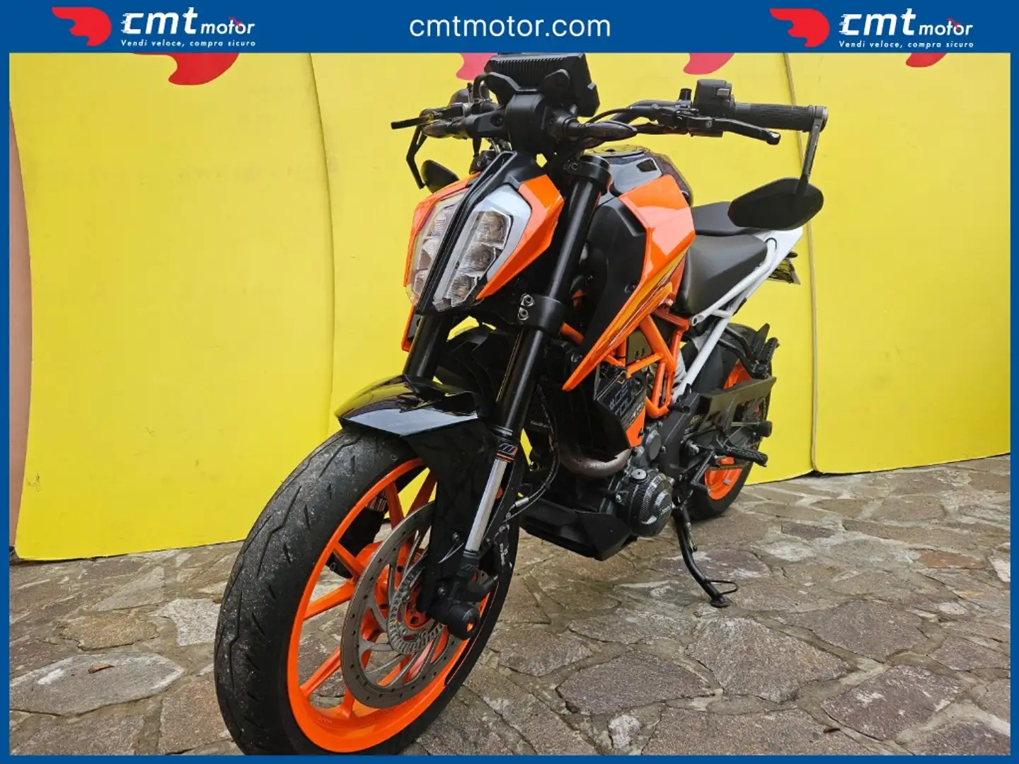 KTM 390 Duke ABS - 2