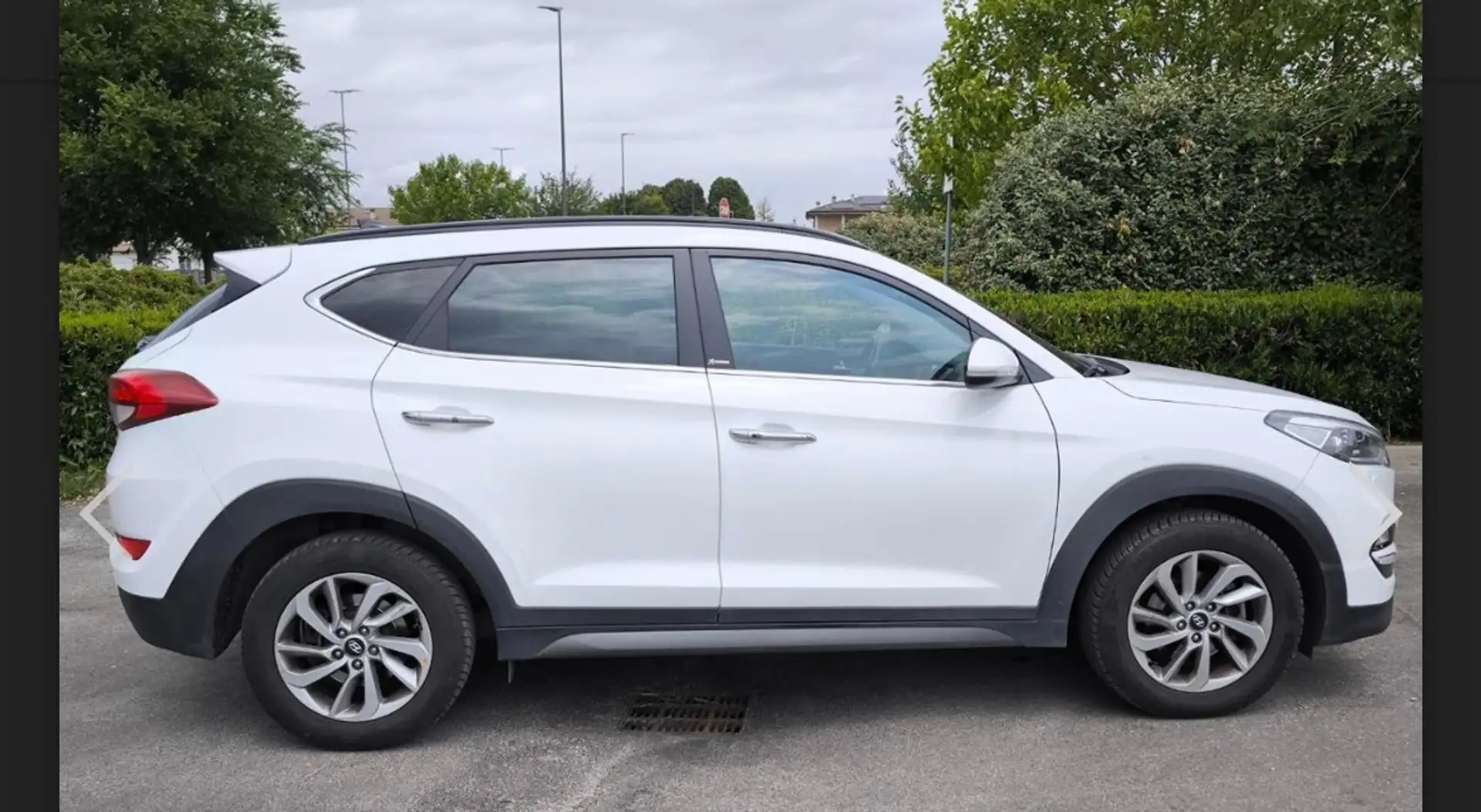 Hyundai TUCSON Tucson II 2015 1.7 crdi Xpossible 2wd 115cv Bianco - 2