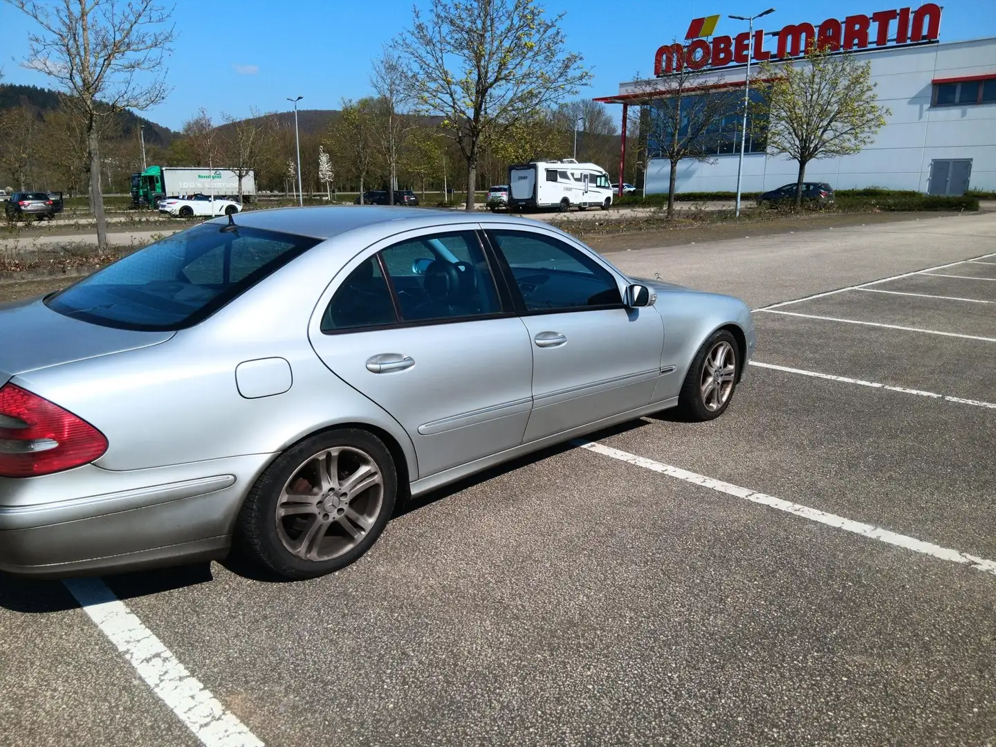 Mercedes-Benz E 220 E-Klasse Diesel CDI Automatik Avantgarde Silber - 2