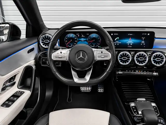 Mercedes-Benz A-Class view 16