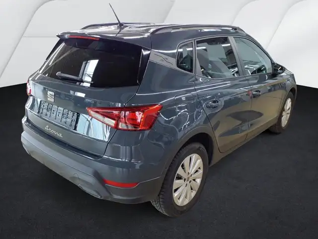 Seat Arona view 2