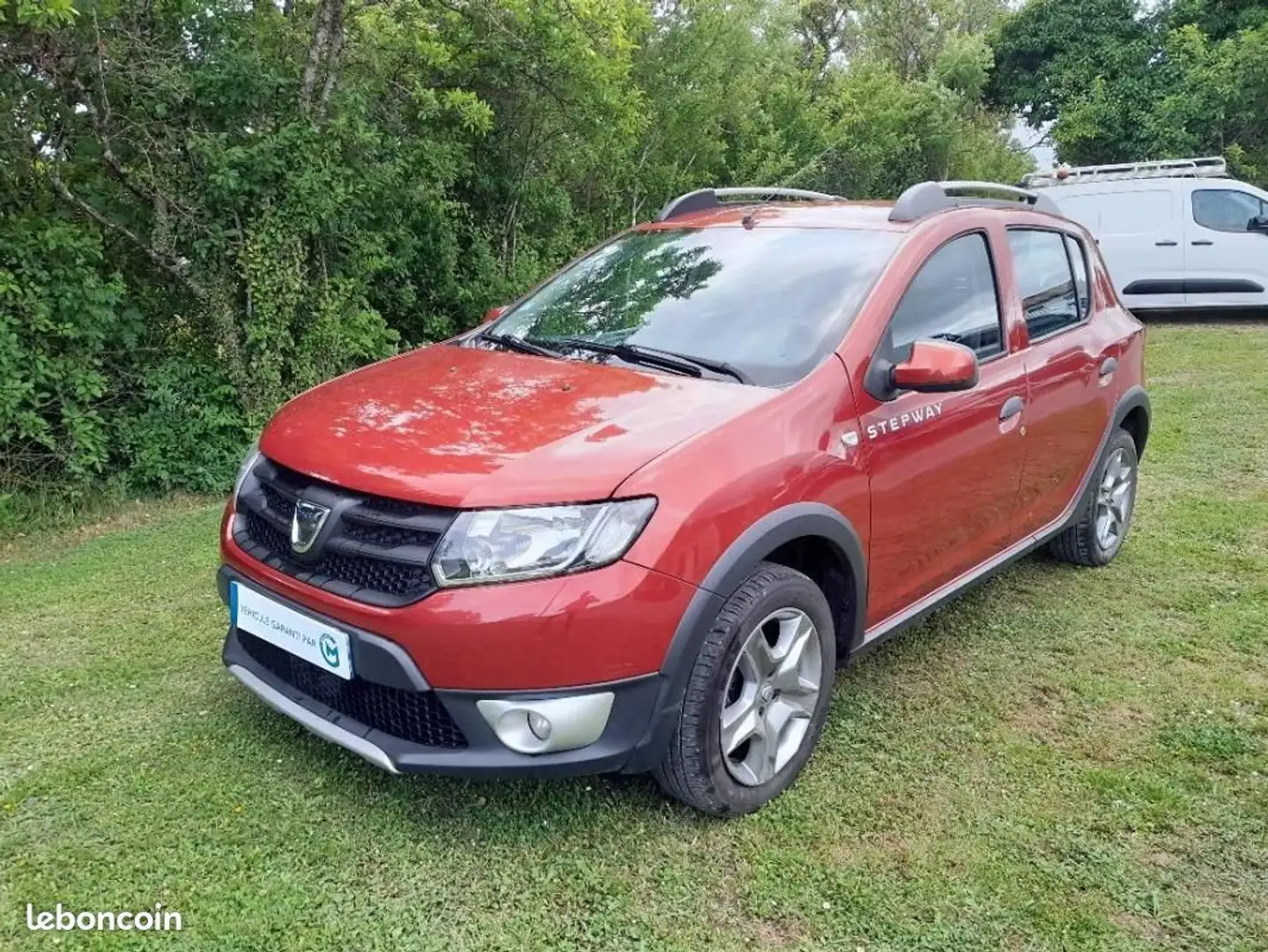 Dacia Sandero DCI 90cv Stepway Ambiance Garantie 12 Mois Kırmızı - 1