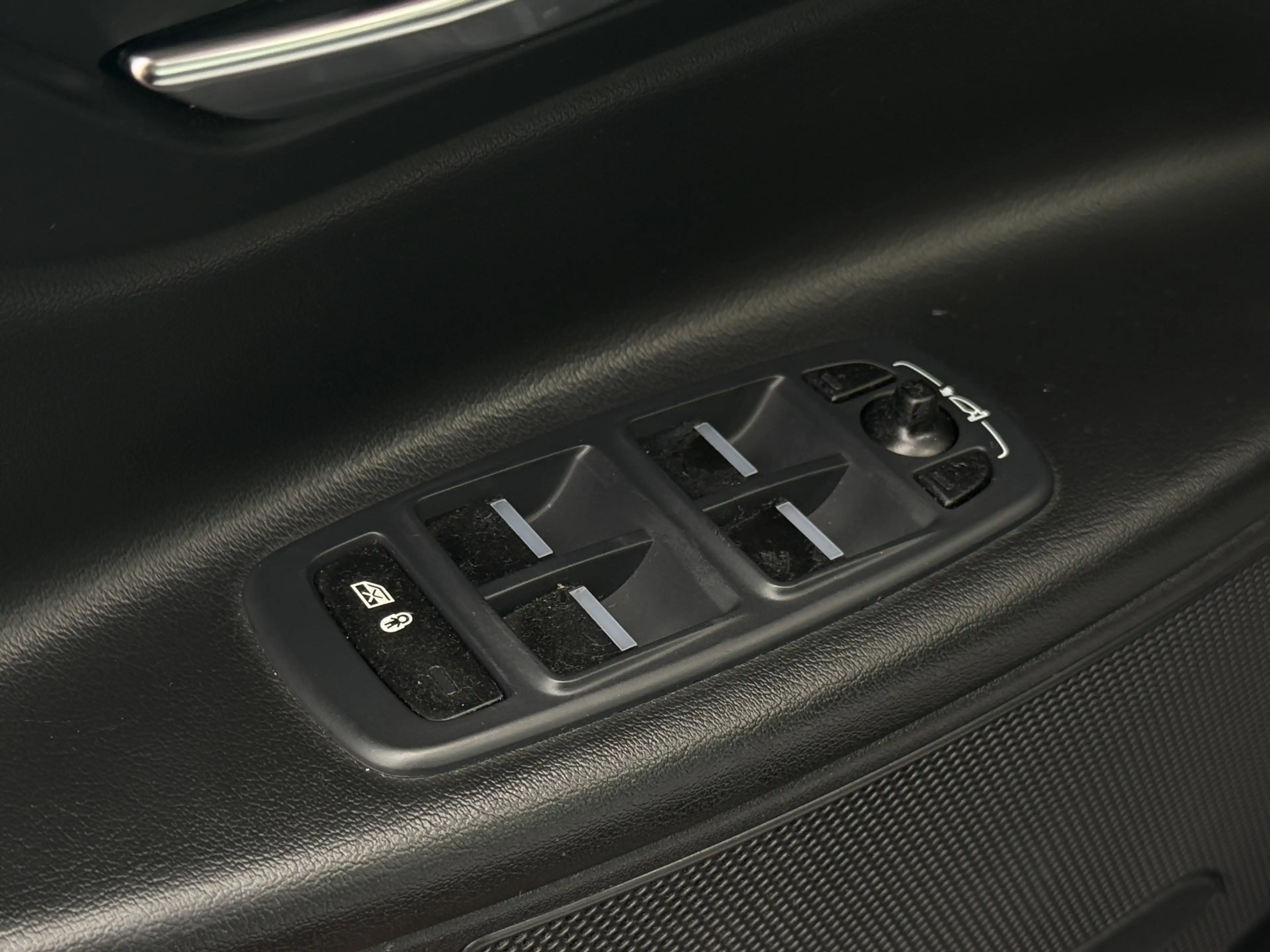 Jaguar XE 3.0 S Navigatie/Camera/19inch. — photo 33