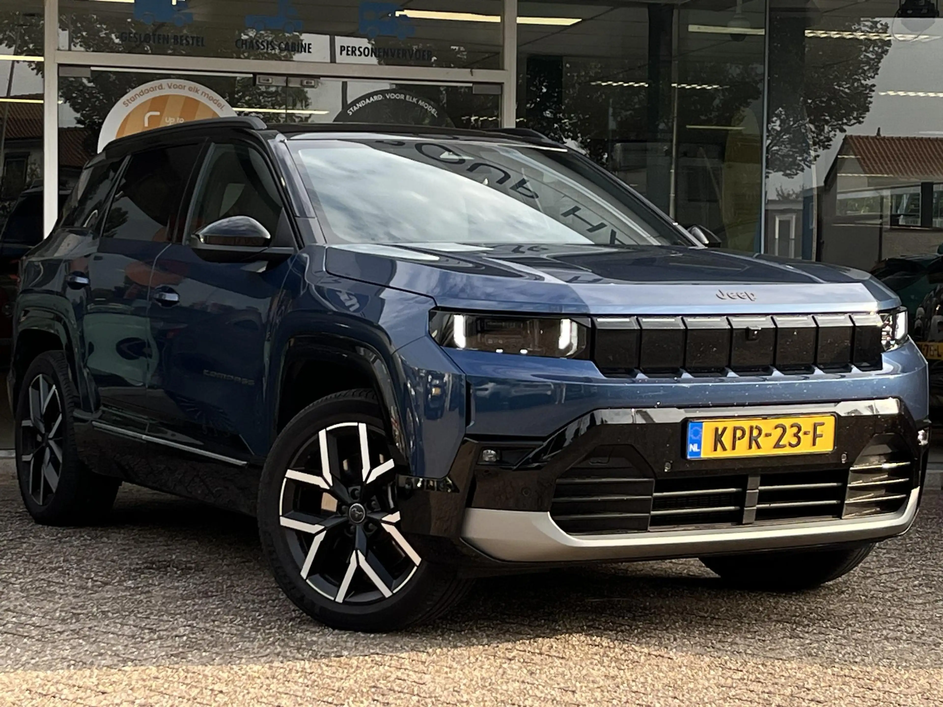 Jeep Compass Summit 74 kWh | Massage stoelen | Panorama schuifd — photo 23