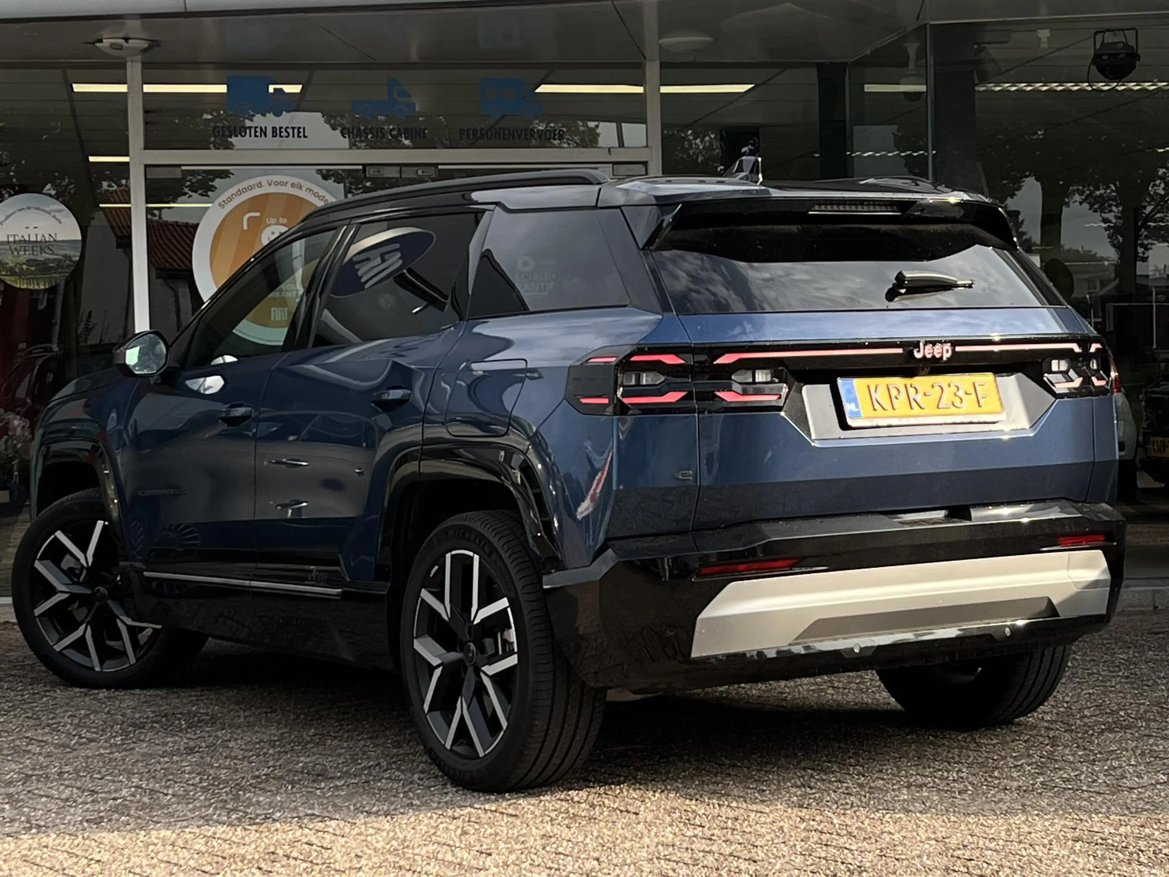 Jeep Compass Summit 74 kWh | Massage stoelen | Panorama schuifd — photo 14