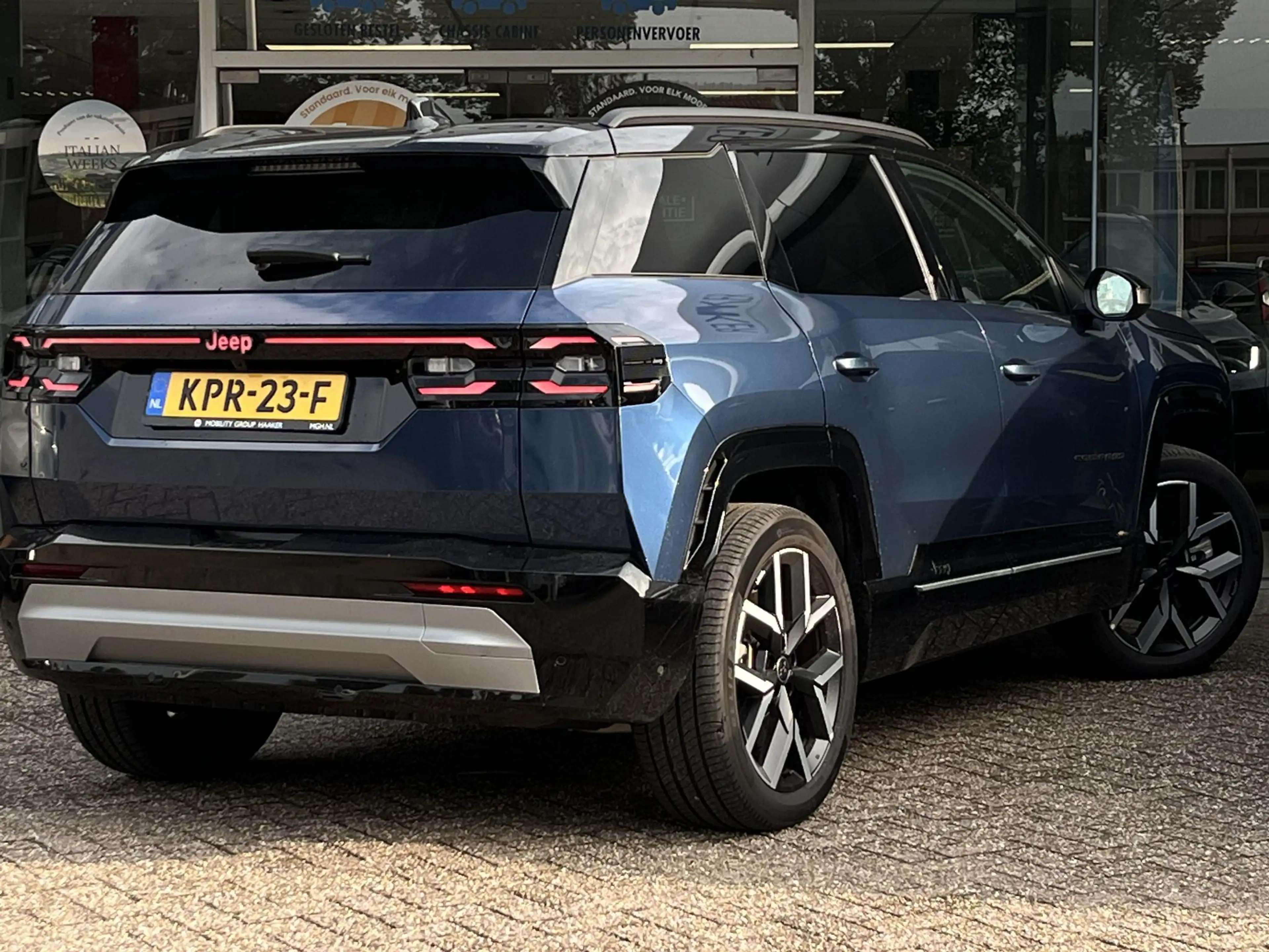 Jeep Compass Summit 74 kWh | Massage stoelen | Panorama schuifd — photo 12