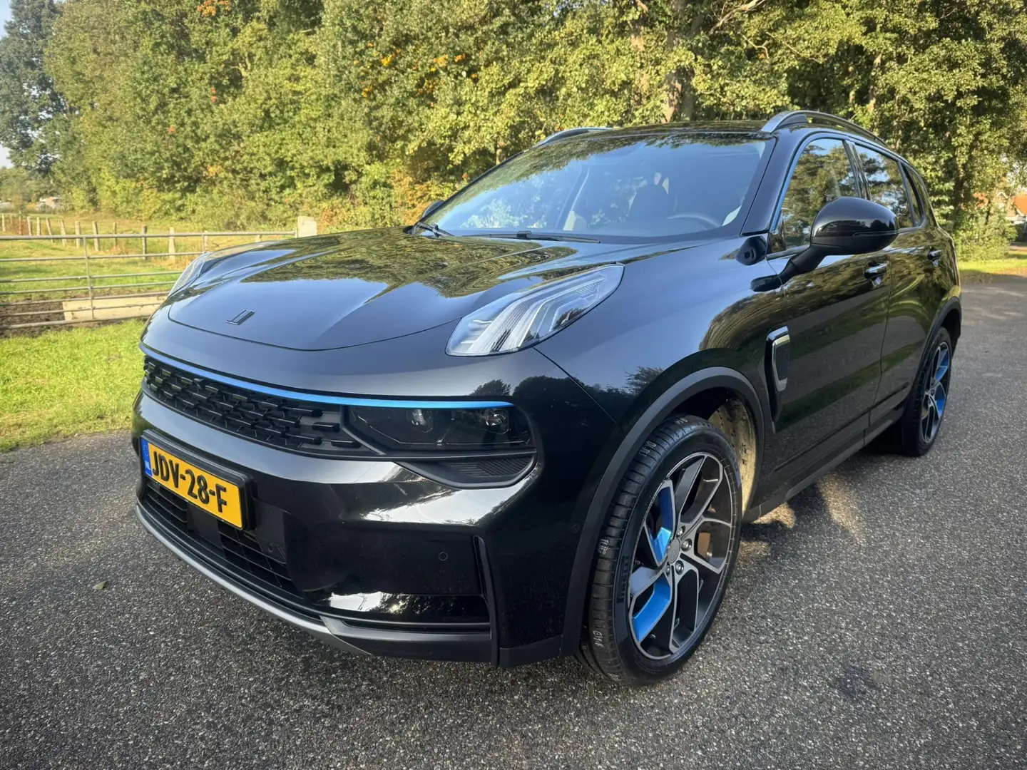 Lynk & Co 01 1.5 | PANO | Zwart - 2