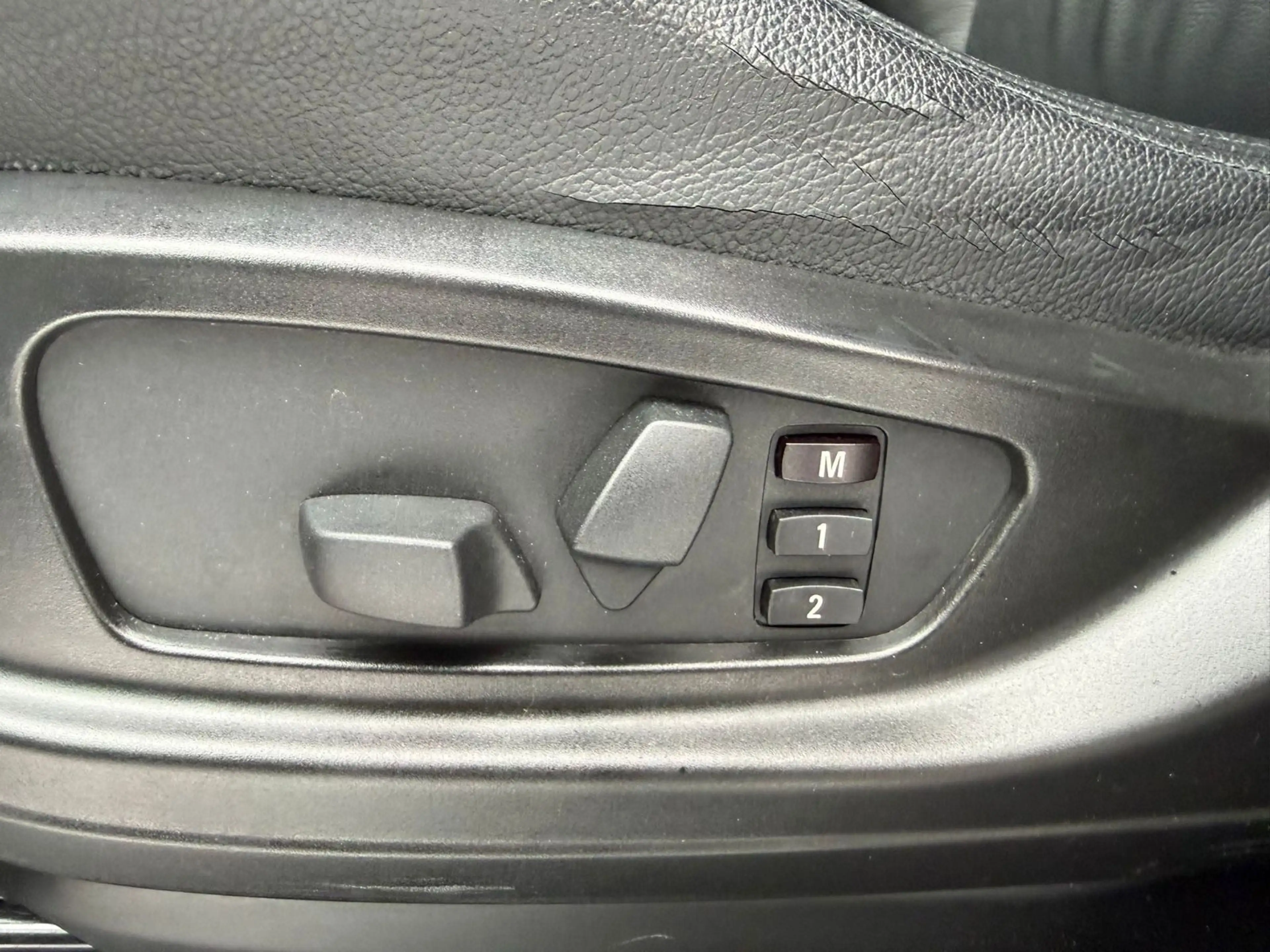 BMW X6 xDrive 40d Aut.SPORT HEAD UP TEXT BITTE LESEN — photo 13