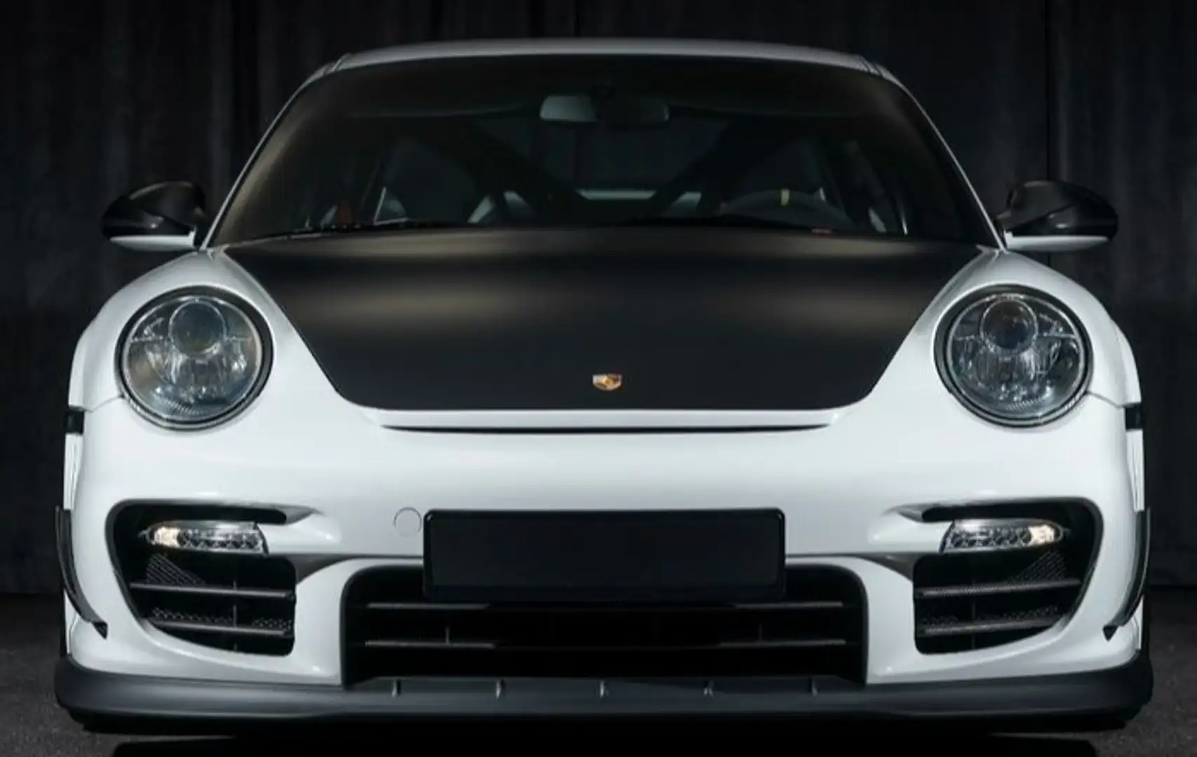 Porsche 911 GT2 RS Bílá - 2
