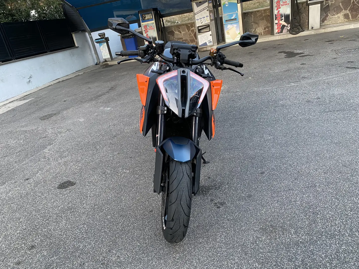 KTM 1290 Super Duke R - 2
