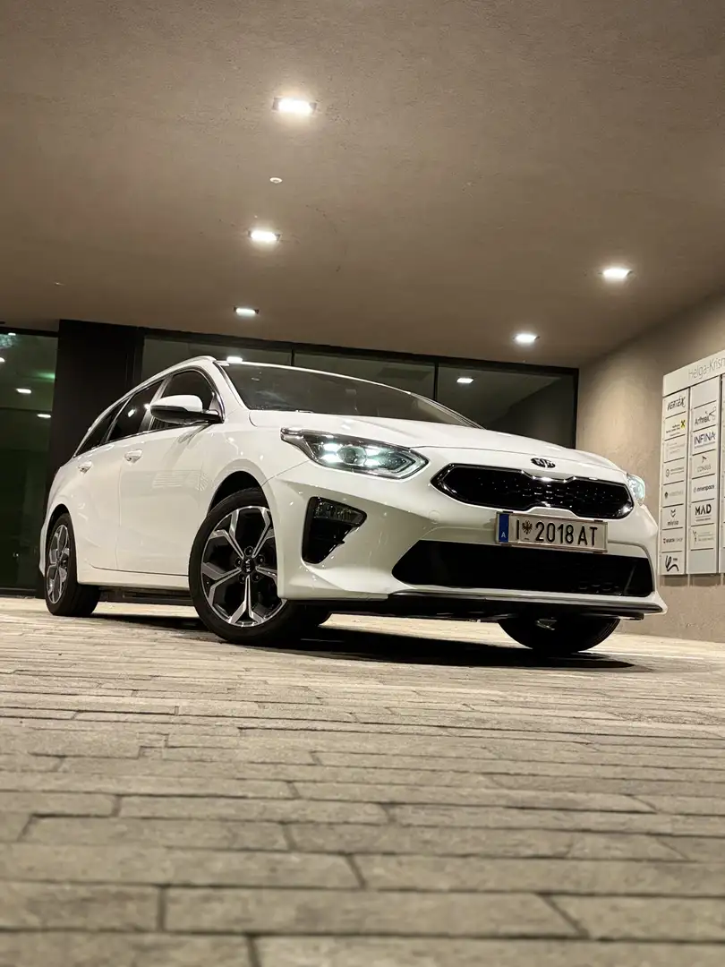 Kia Ceed SW / cee'd SW 1,4 TGDI ISG Gold DCT - 1