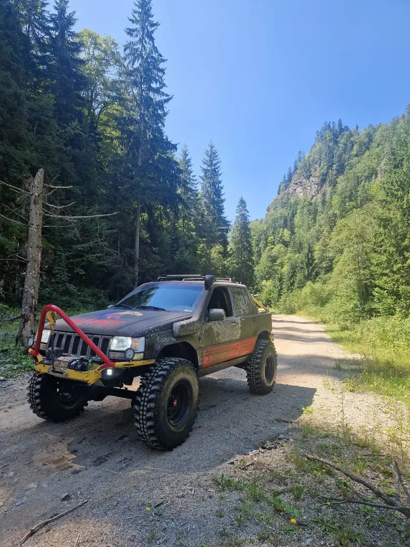 Jeep Grand Cherokee Limited Off Road Maxim - 2