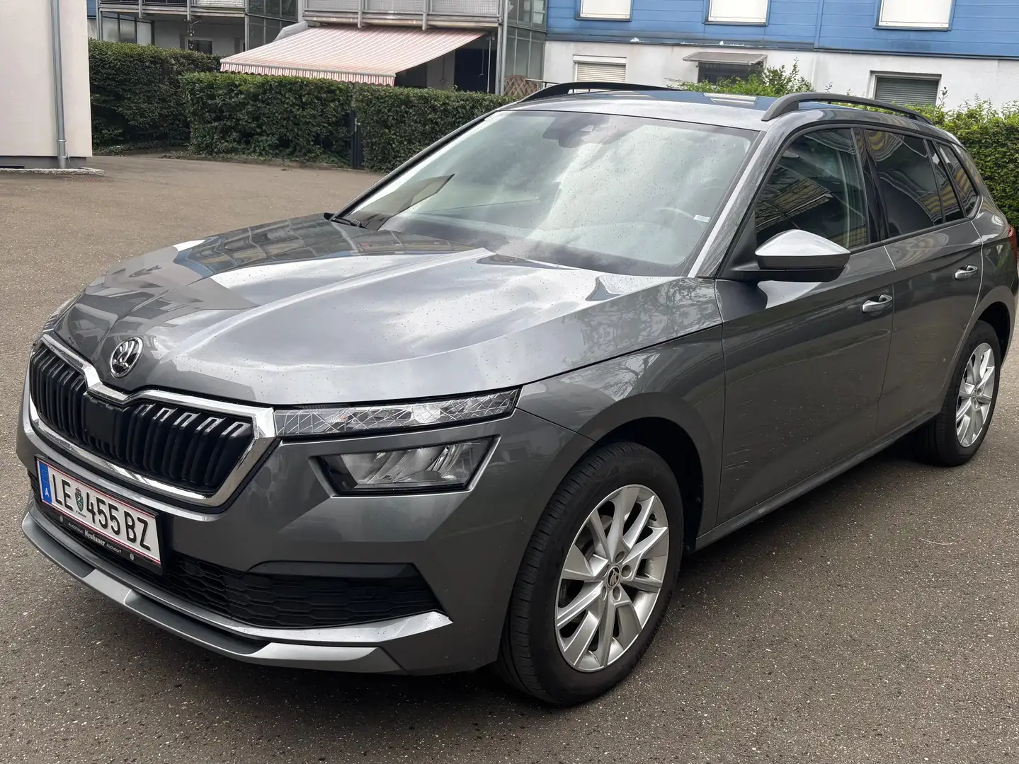 Skoda Kamiq Kamiq 1,0 TSI Ambition DSG Ambition Grau - 1