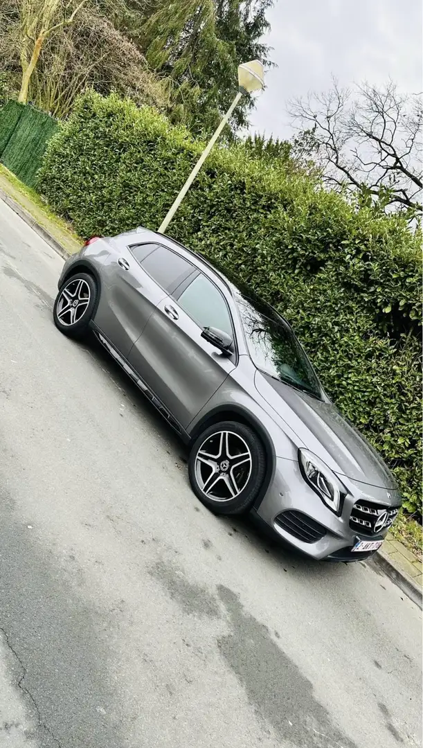 Mercedes-Benz GLA 200 d 7G-DCT AMG Line - 1