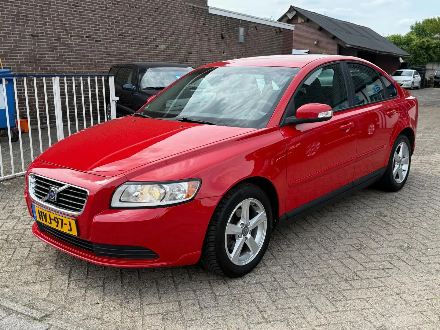 Volvo S40 1.6 Rouge - 2