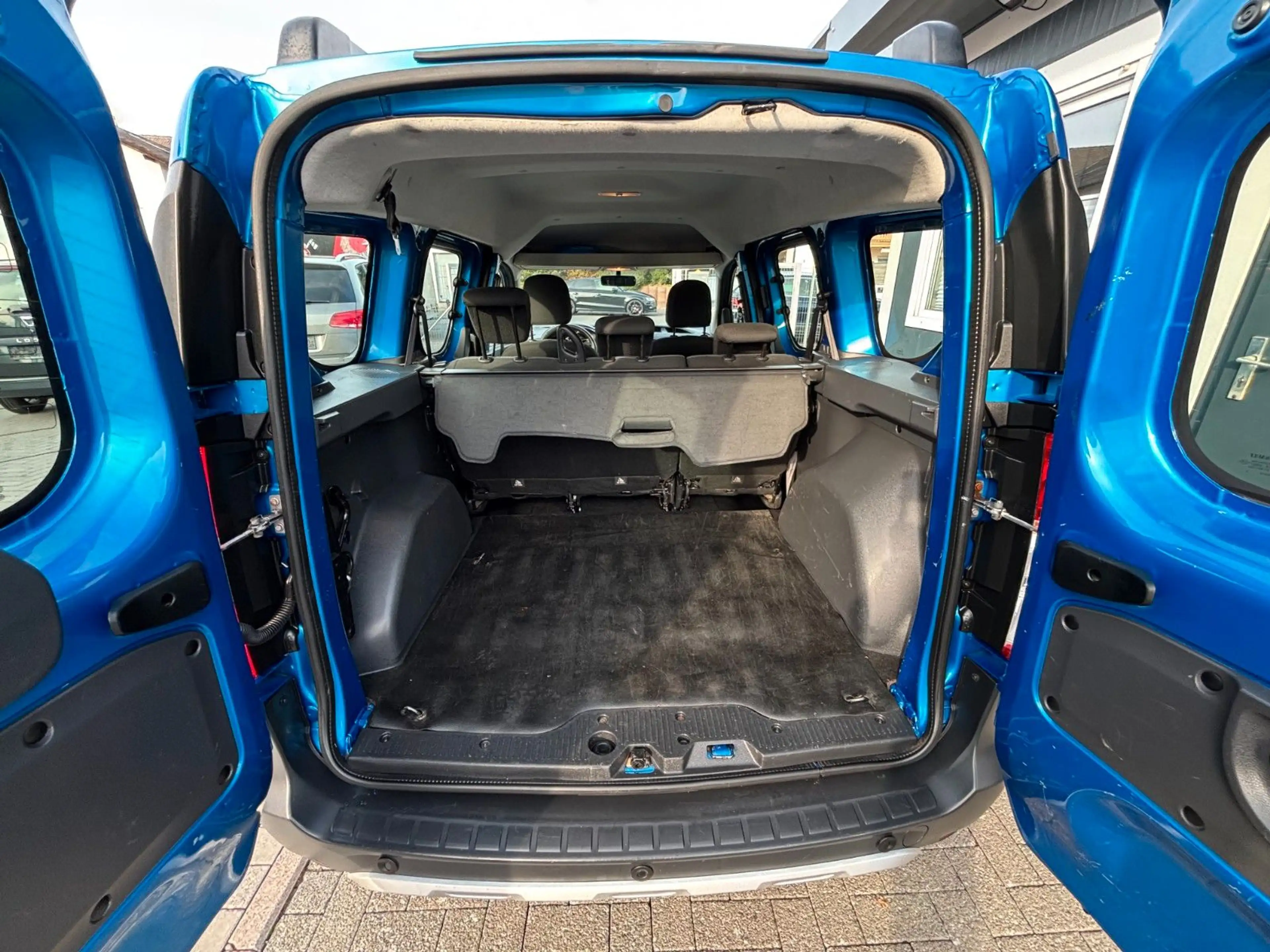 Dacia Dokker Stepway — photo 12