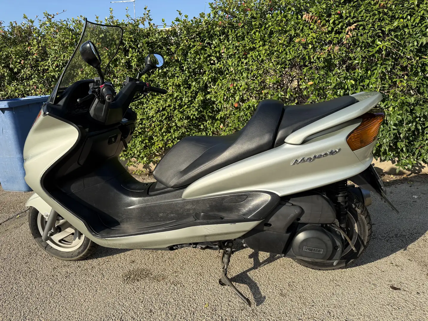 Yamaha Majesty 250 - 2