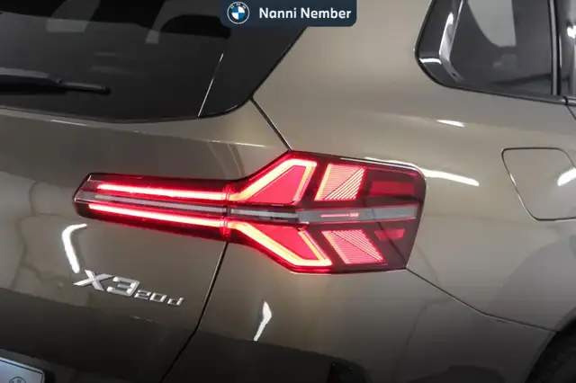 BMW X3 view 6