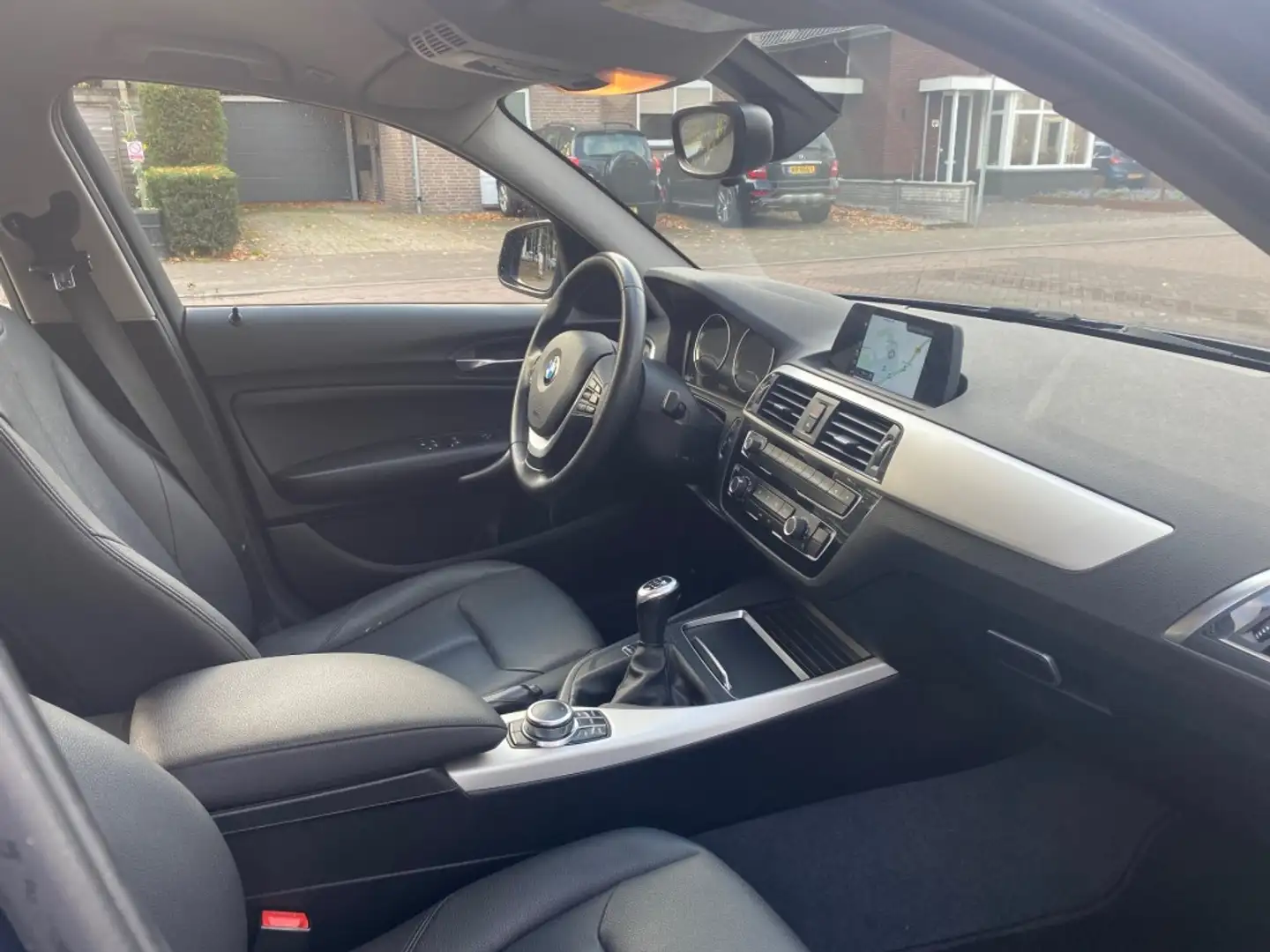 BMW 118 118I 136PK / NAVI / LEDER / AIRCO-ECC / 18'' LM-VE Bleu - 2