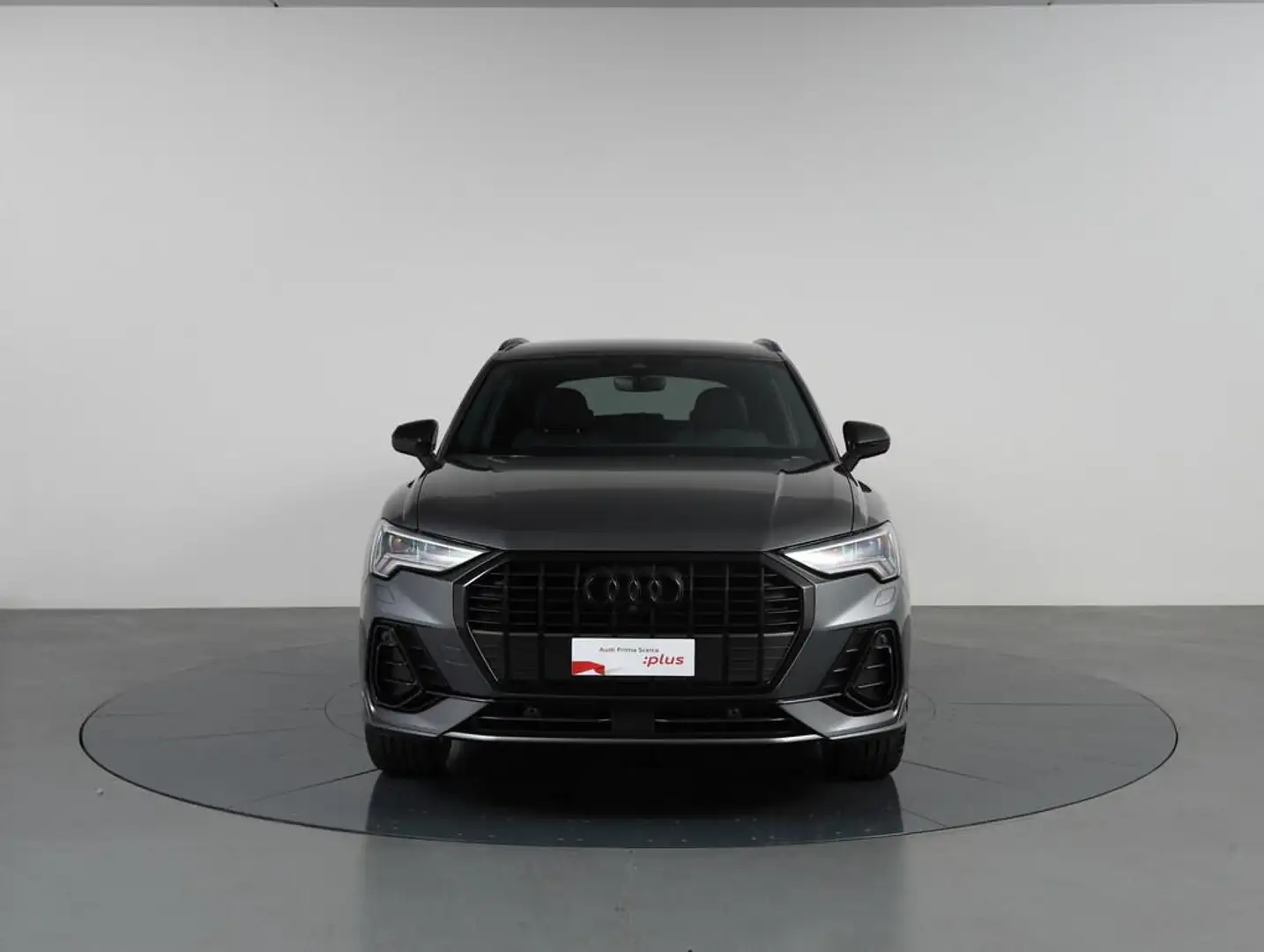 Audi Q3 35 2.0 tdi S Line Edition s-tronic Grigio - 2