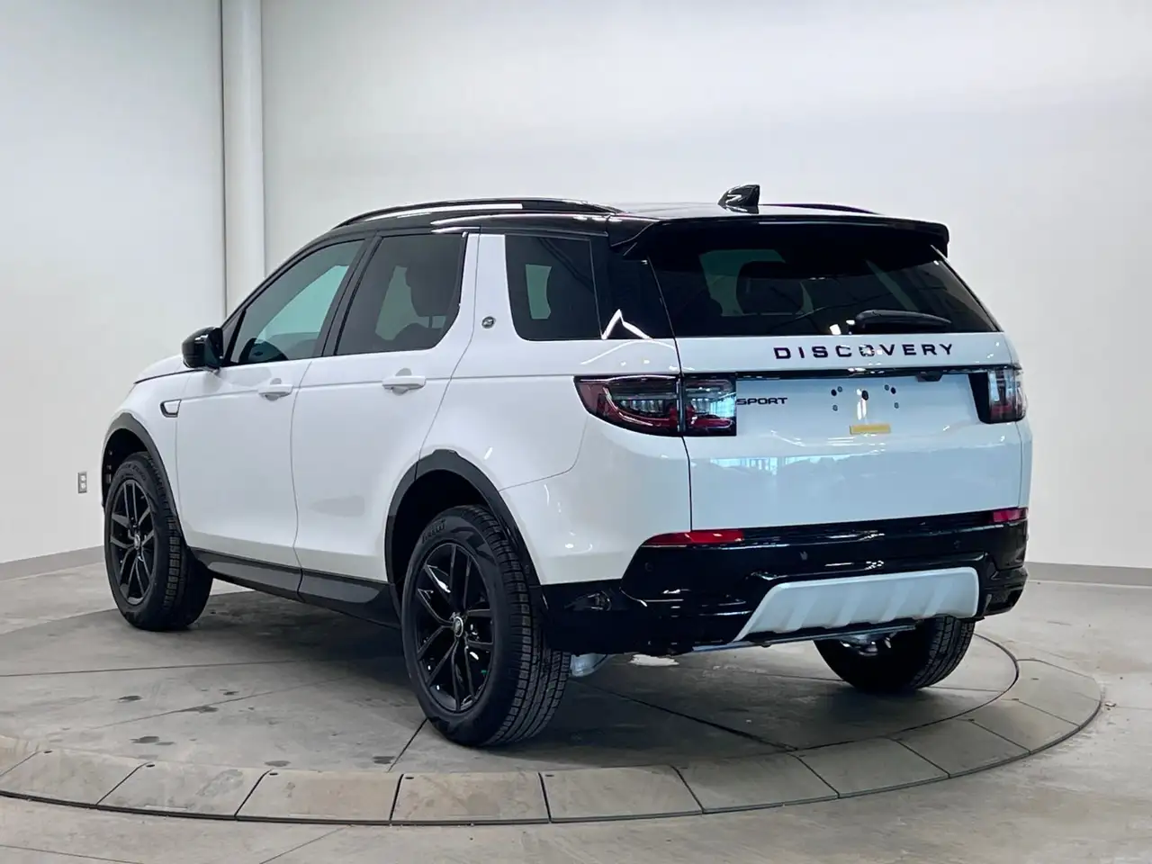 Land Rover Discovery Sport снимка Land Rover Discovery Sport