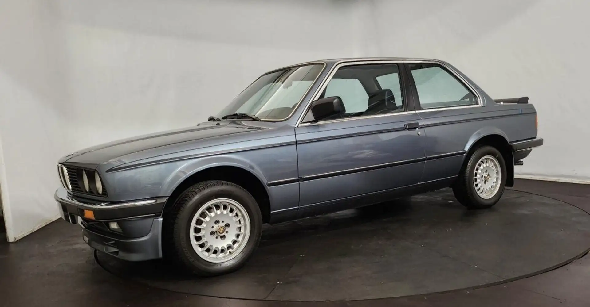 BMW 323 323 coupé Modrá - 2