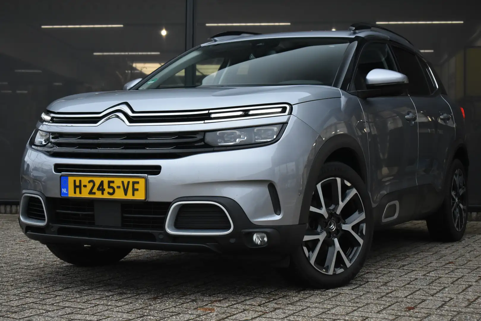 Citroen C5 Aircross 1.6 PureTech Business Plus 180pk | Afn. Trekhaak | Gris - 1