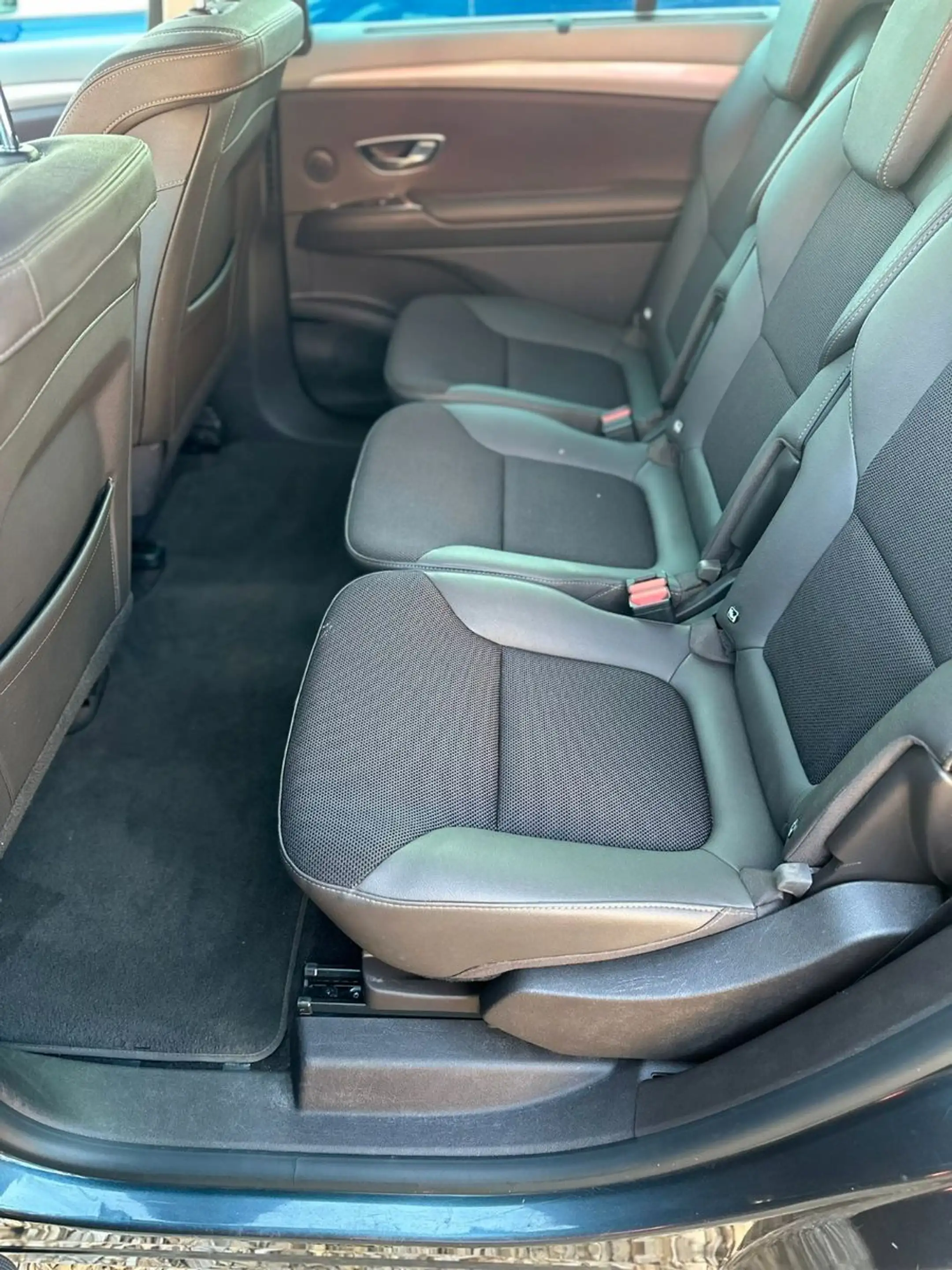 Renault Espace V / 1. Hand / Scheckh. / Pano / Auto. — photo 11