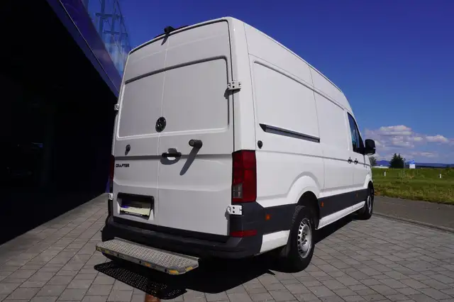 Volkswagen Crafter view 5